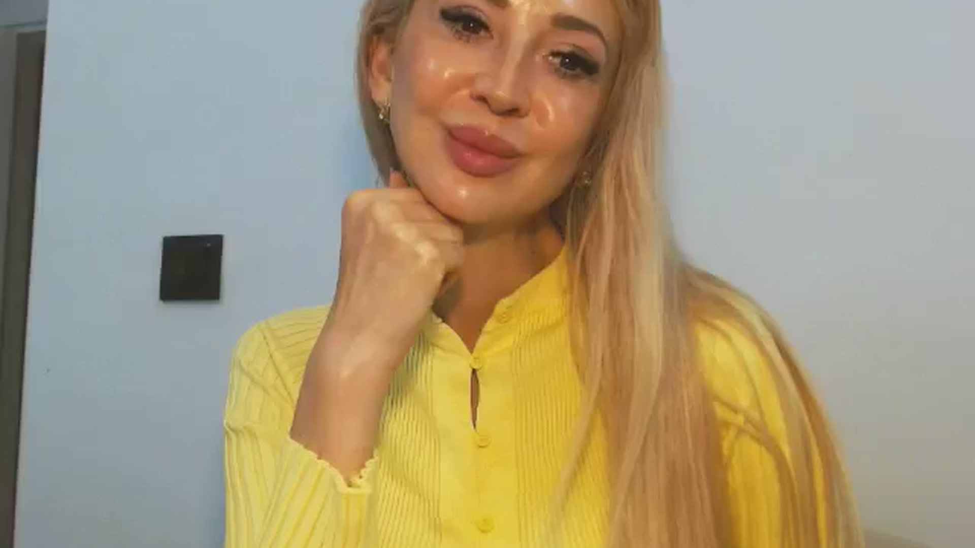 Gallery image thumbnail from Magic__Eyes__'s myfreecams stream on, 01/25/2026, 11:59 image 18 of 20