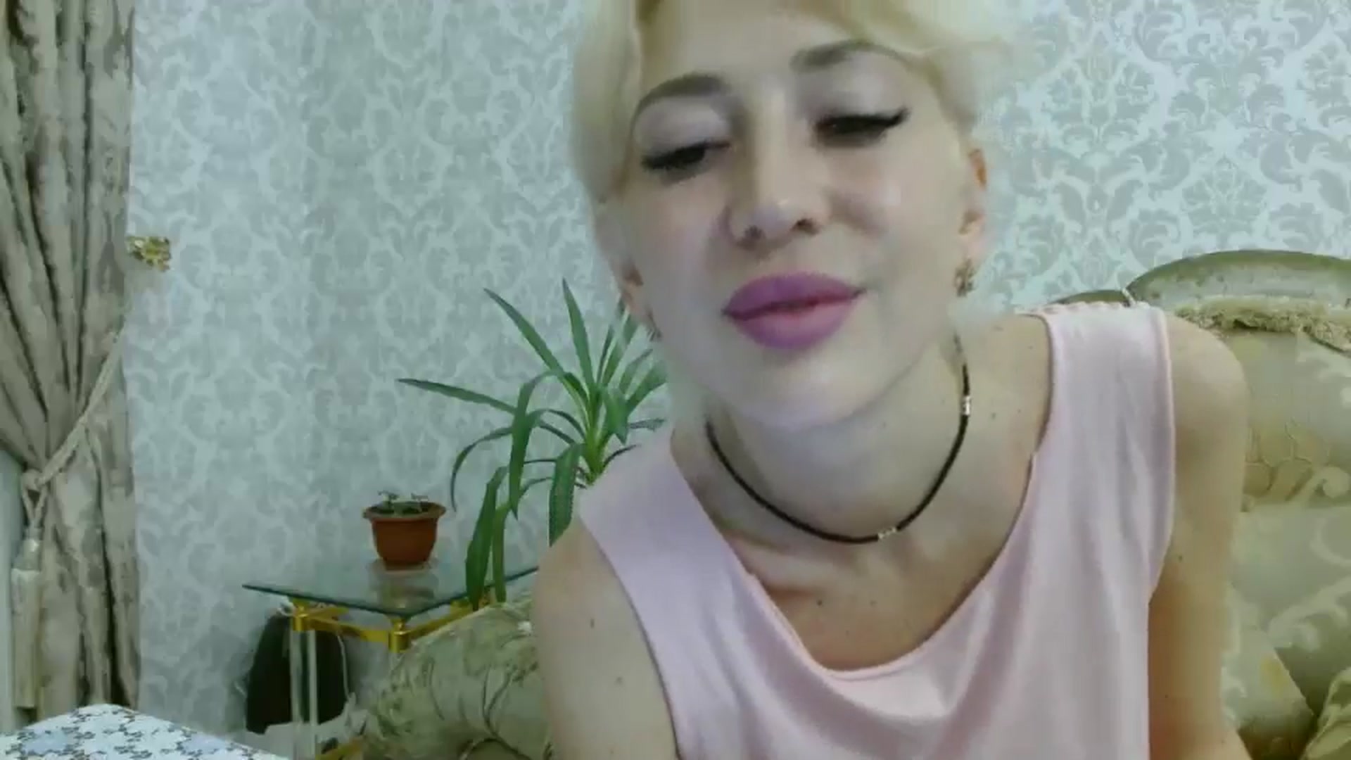 Gallery image thumbnail from Magic__Eyes__'s myfreecams stream on, 04/14/2026, 18:12 image 9 of 20