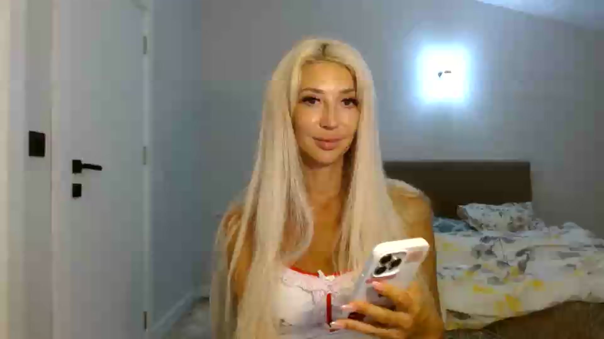 Gallery image thumbnail from Magic__Eyes__'s myfreecams stream on, 08/24/2026, 20:23 image 2 of 20