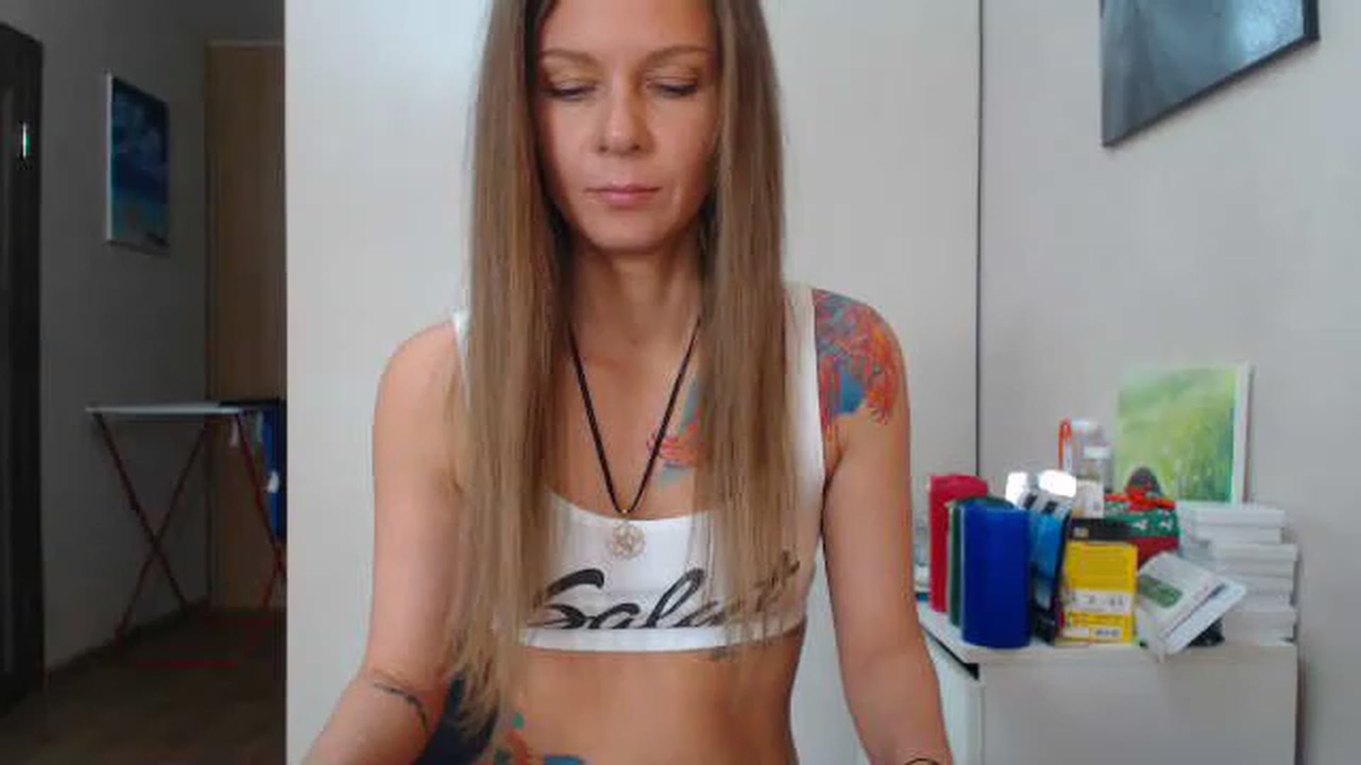 Gallery image thumbnail from Magic__girl's myfreecams stream on, 05/24/2023, 12:32 image 7 of 20