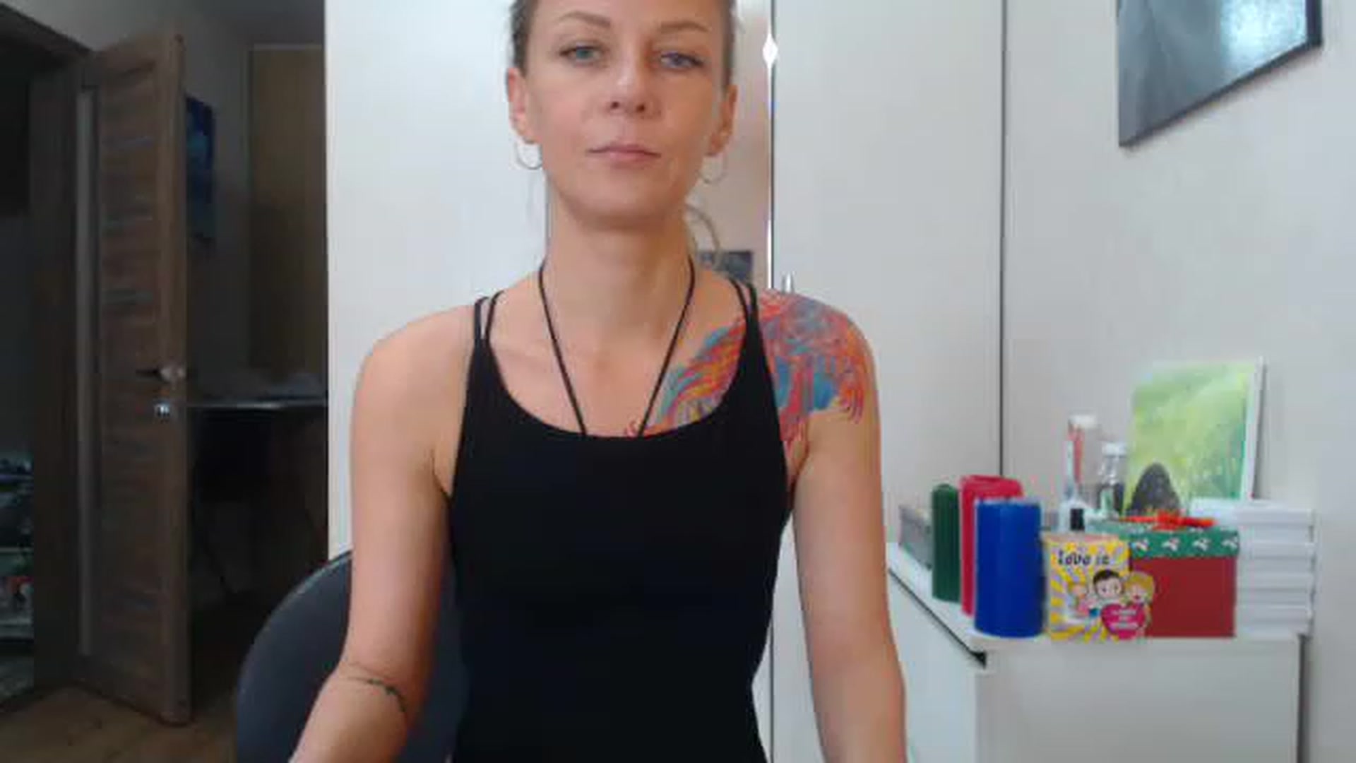 Gallery image thumbnail from Magic__girl's myfreecams stream on, 06/12/2023, 09:03 image 16 of 20