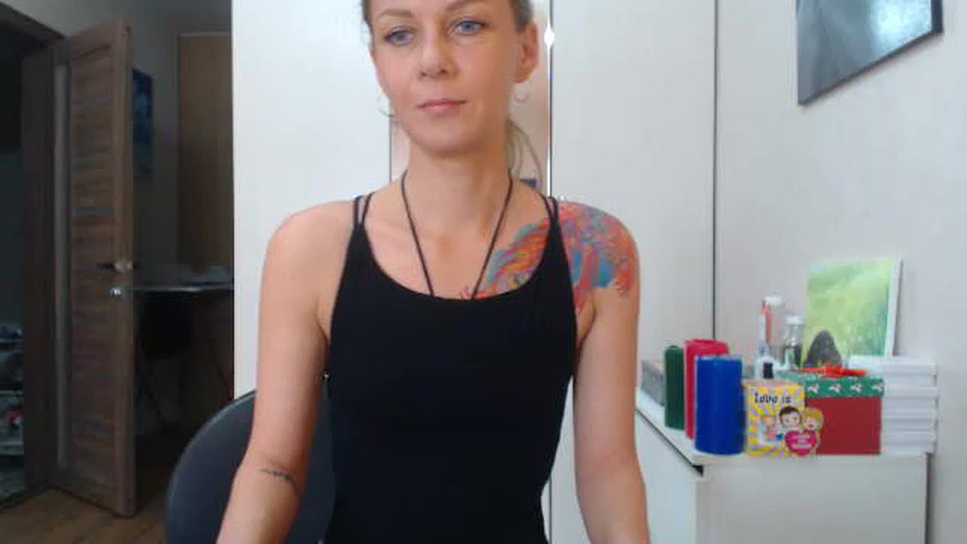 Gallery image thumbnail from Magic__girl's myfreecams stream on, 06/12/2023, 09:03 image 14 of 20