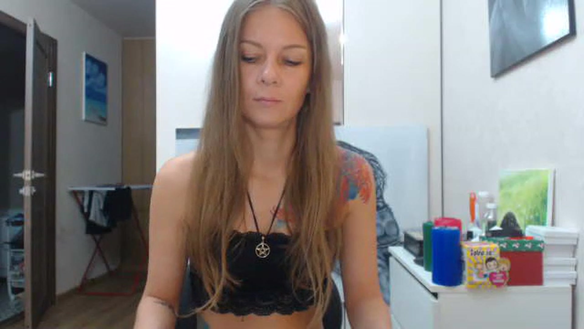 Gallery image thumbnail from Magic__girl's myfreecams stream on, 06/21/2023, 07:31 image 20 of 20