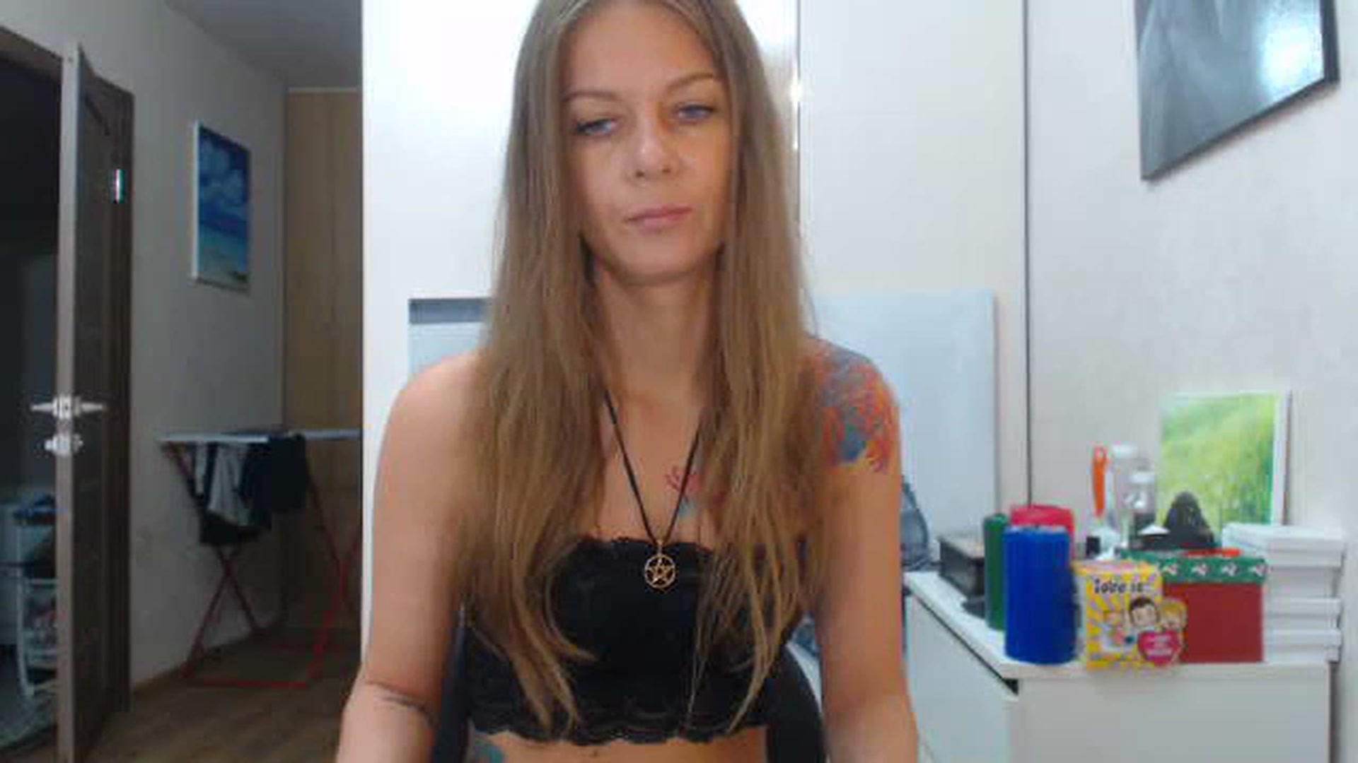 Gallery image thumbnail from Magic__girl's myfreecams stream on, 06/21/2023, 07:46 image 19 of 20