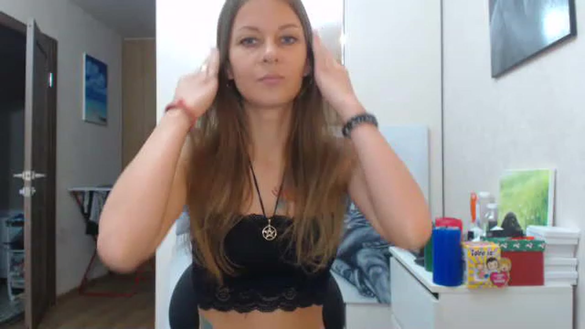 Gallery image thumbnail from Magic__girl's myfreecams stream on, 06/21/2023, 07:46 image 1 of 20