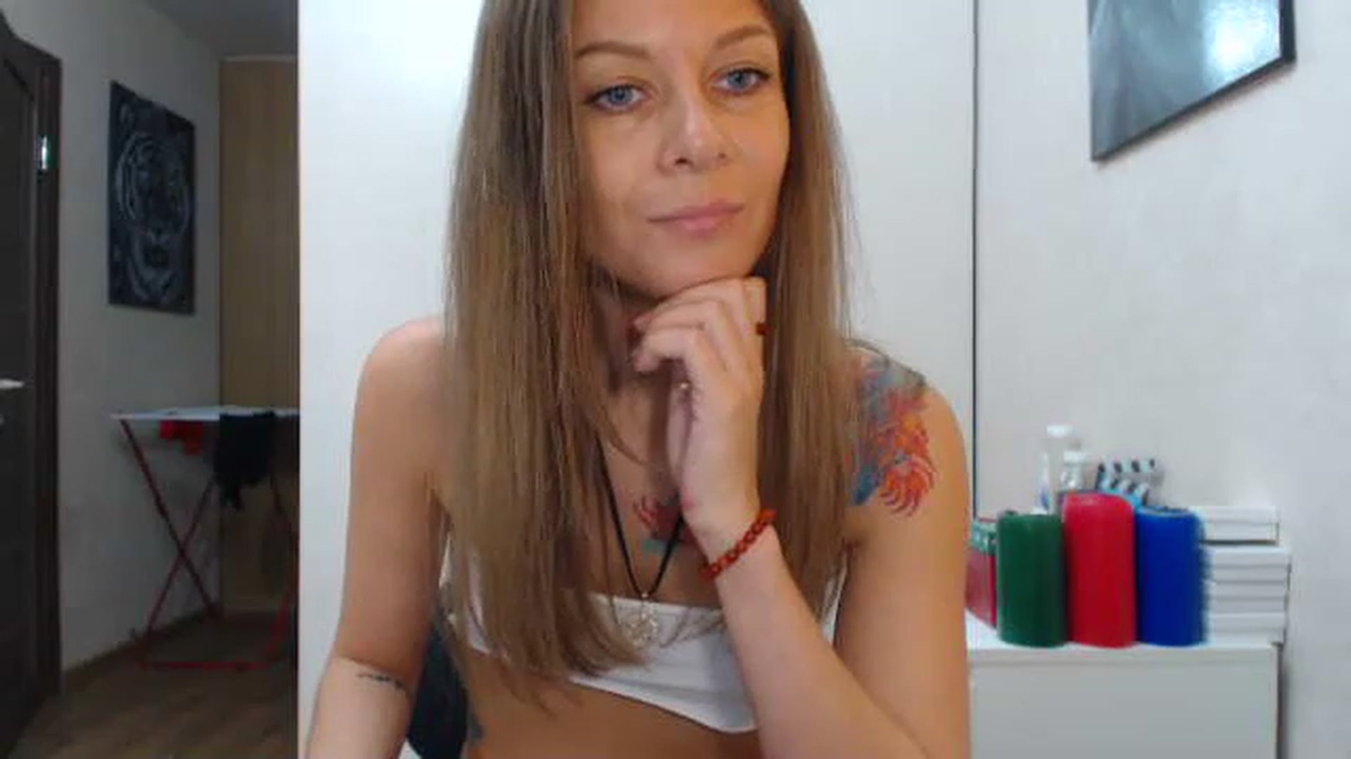 Gallery image thumbnail from Magic__girl's myfreecams stream on, 06/27/2023, 07:39 image 10 of 20