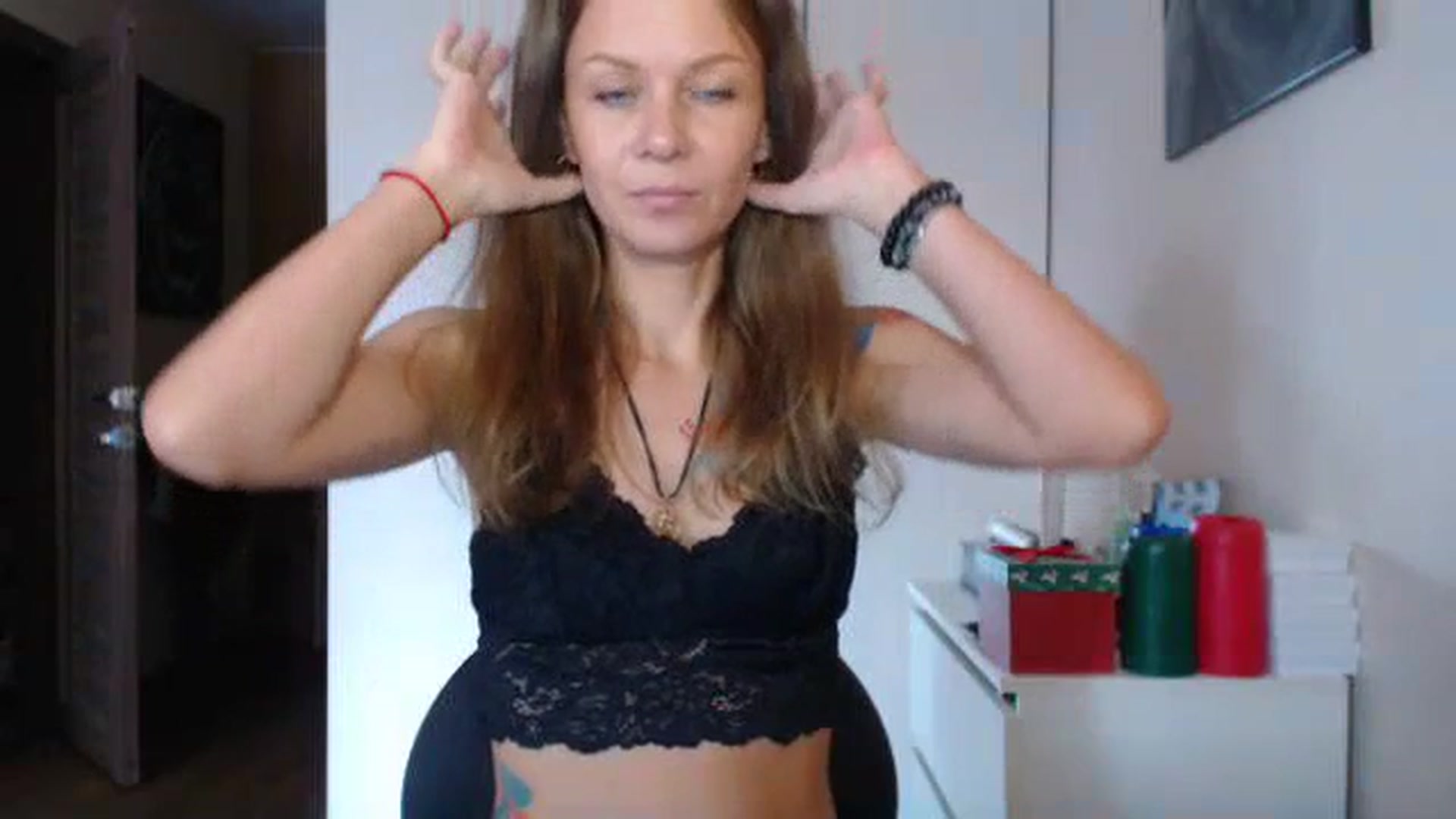 Gallery image thumbnail from Magic__girl's myfreecams stream on, 08/01/2023, 09:00 image 19 of 20