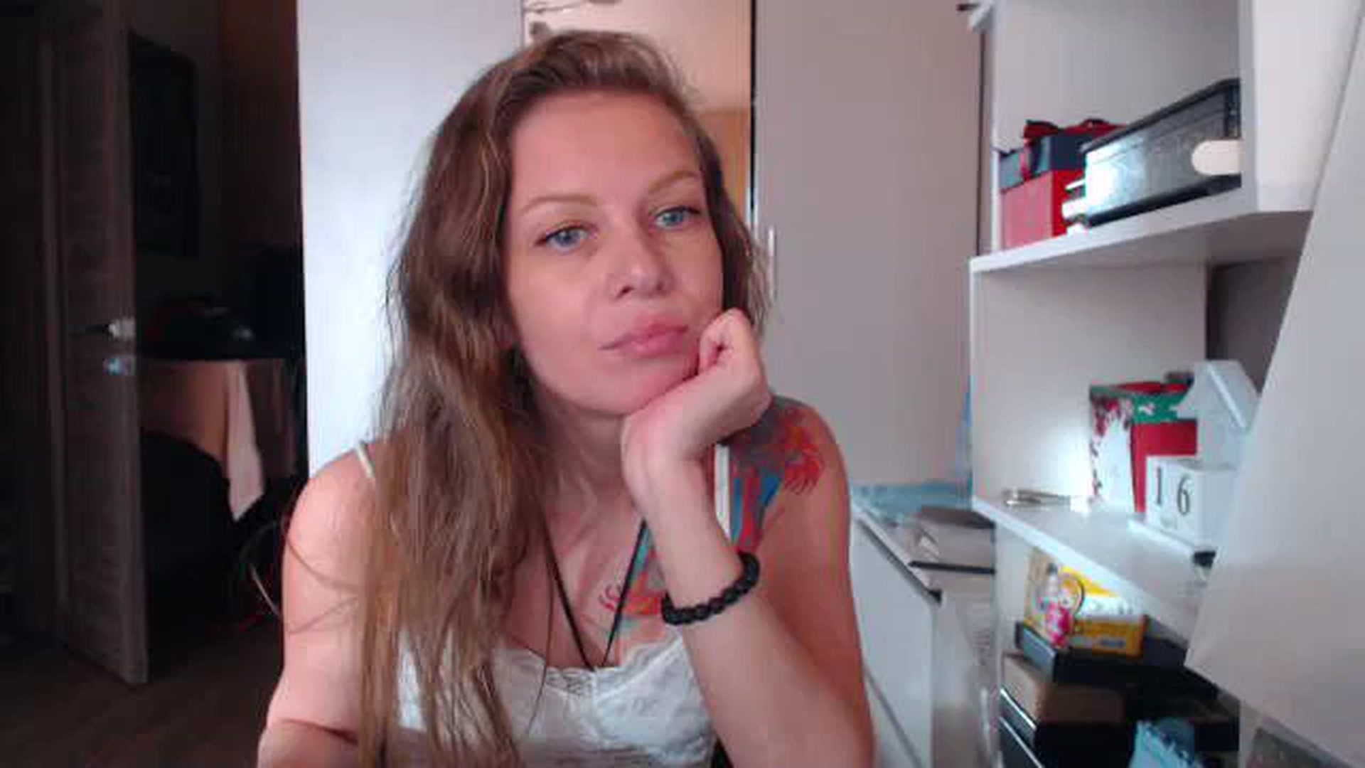 Gallery image thumbnail from Magic__girl's myfreecams stream on, 04/16/2024, 12:07 image 18 of 20