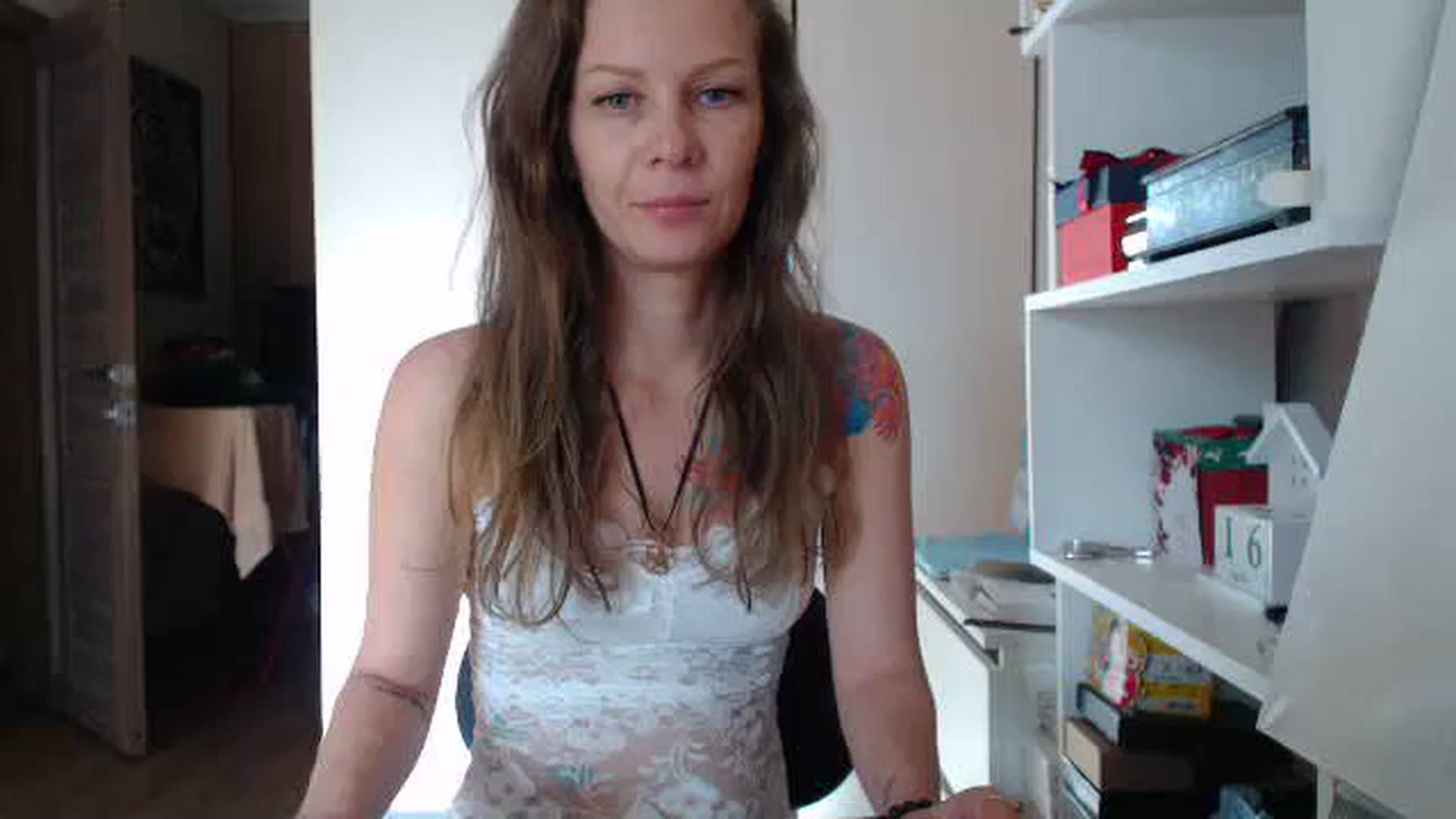 Gallery image thumbnail from Magic__girl's myfreecams stream on, 04/16/2024, 12:07 image 1 of 20