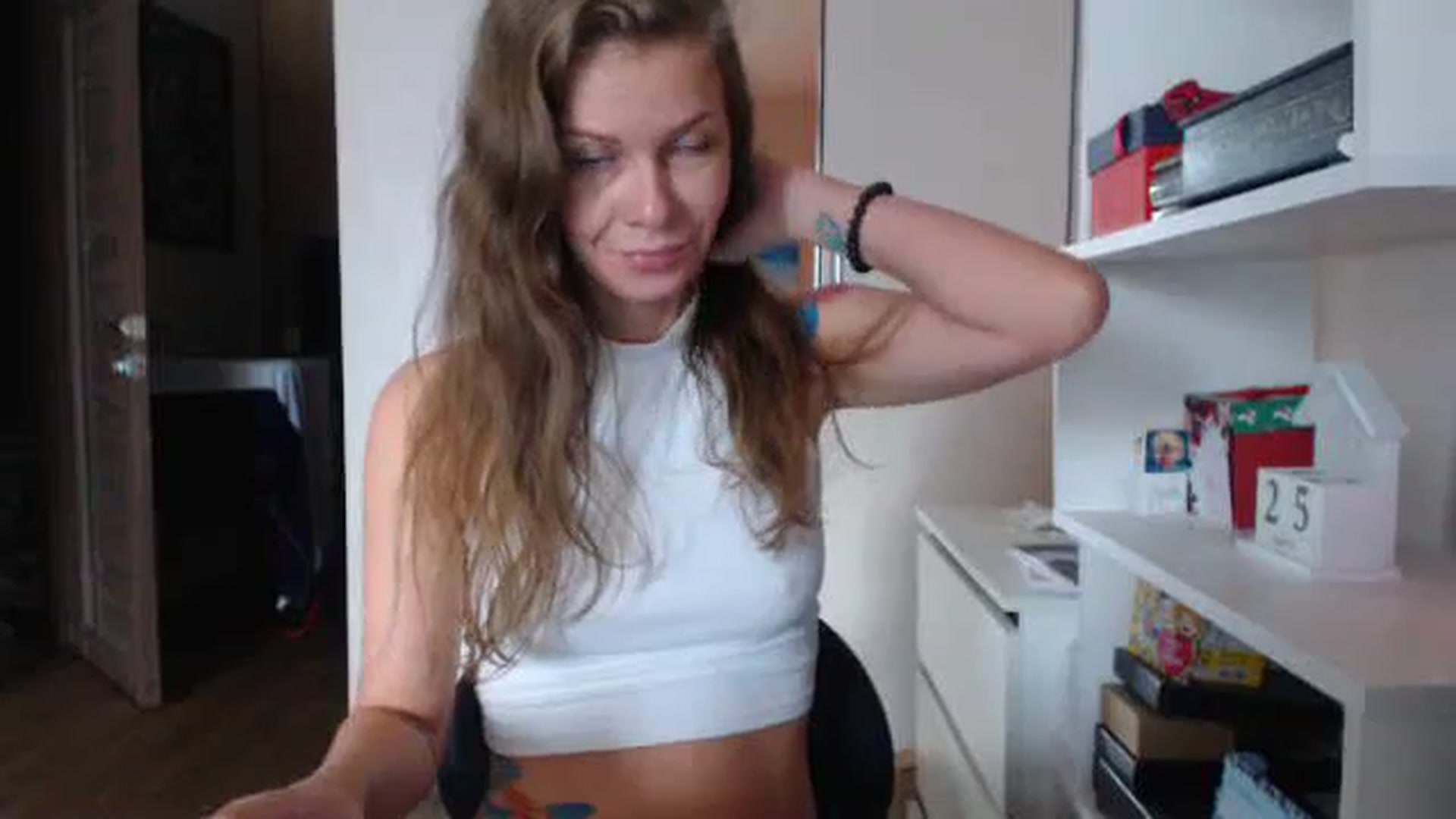 Gallery image thumbnail from Magic__girl's myfreecams stream on, 04/25/2024, 10:46 image 3 of 20