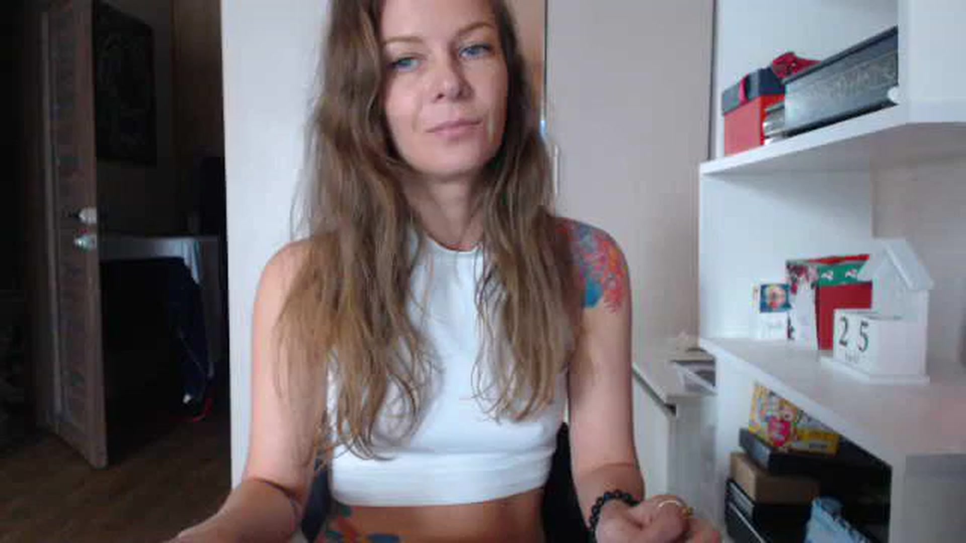 Gallery image thumbnail from Magic__girl's myfreecams stream on, 04/25/2024, 10:46 image 6 of 20