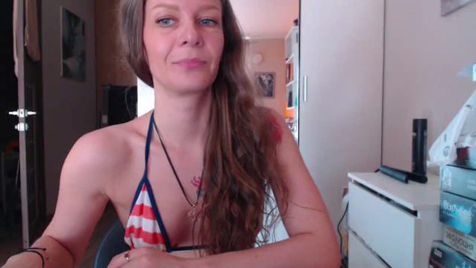 Gallery image thumbnail from Magic__girl's myfreecams stream on, 06/19/2025, 11:04 image 19 of 20