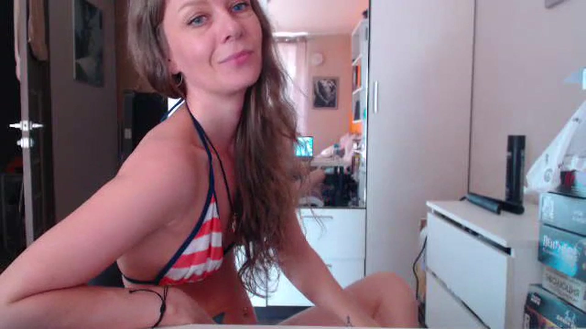 Gallery image thumbnail from Magic__girl's myfreecams stream on, 06/19/2025, 11:04 image 3 of 20