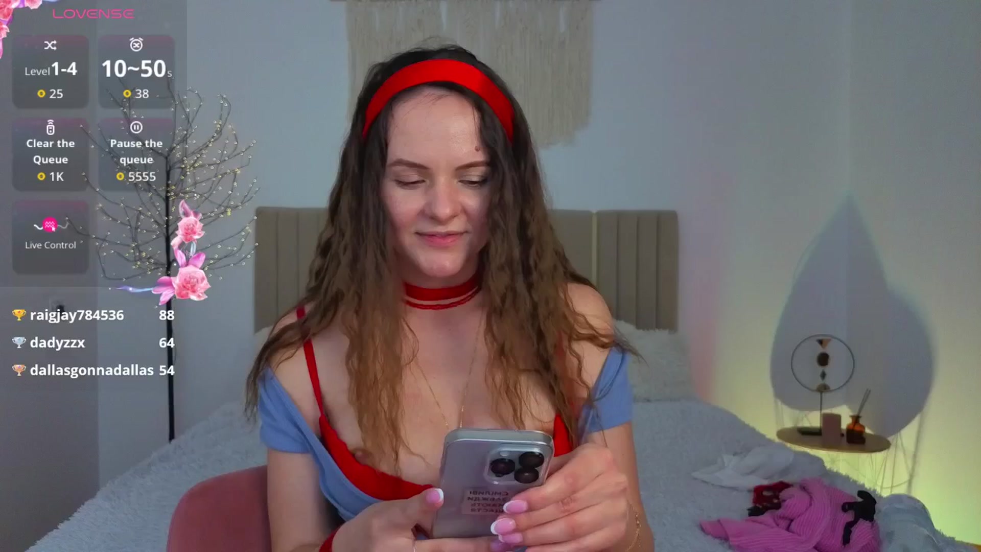 Gallery image thumbnail from Magic_bunnyy's myfreecams stream on, 04/10/2026, 11:59 image 5 of 20