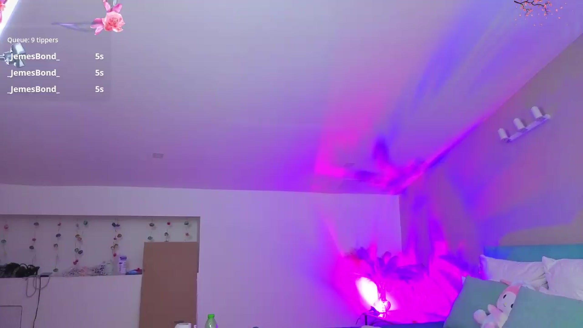 Gallery image thumbnail from Magic_bunnyy's myfreecams stream on, 06/11/2026, 12:30 image 20 of 20