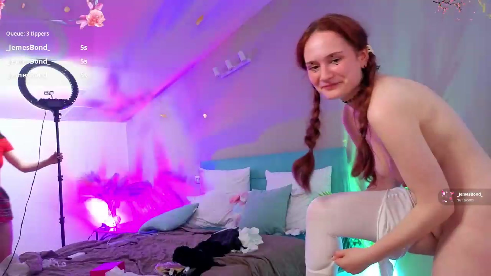 Gallery image thumbnail from Magic_bunnyy's myfreecams stream on, 06/11/2026, 12:30 image 14 of 20