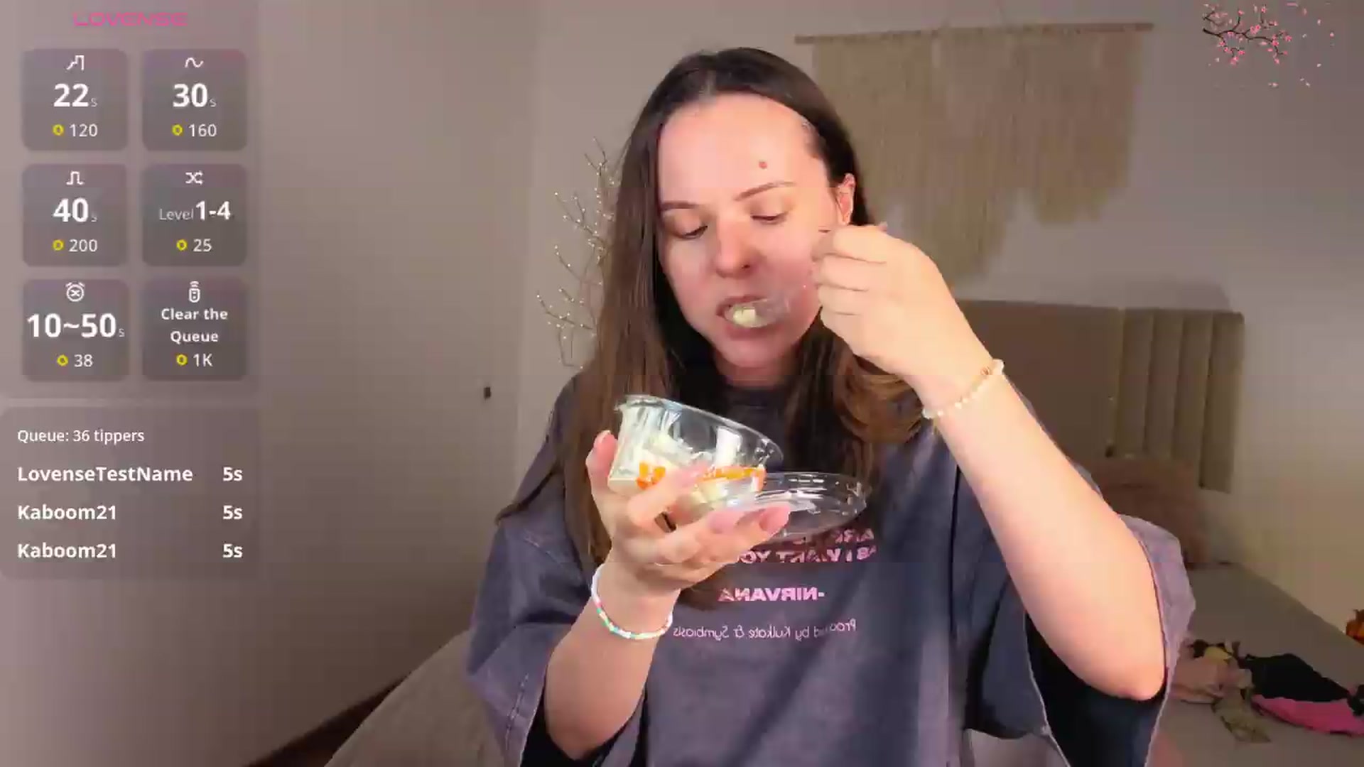 Gallery image thumbnail from Magic_bunnyy's myfreecams stream on, 07/06/2026, 10:10 image 18 of 20