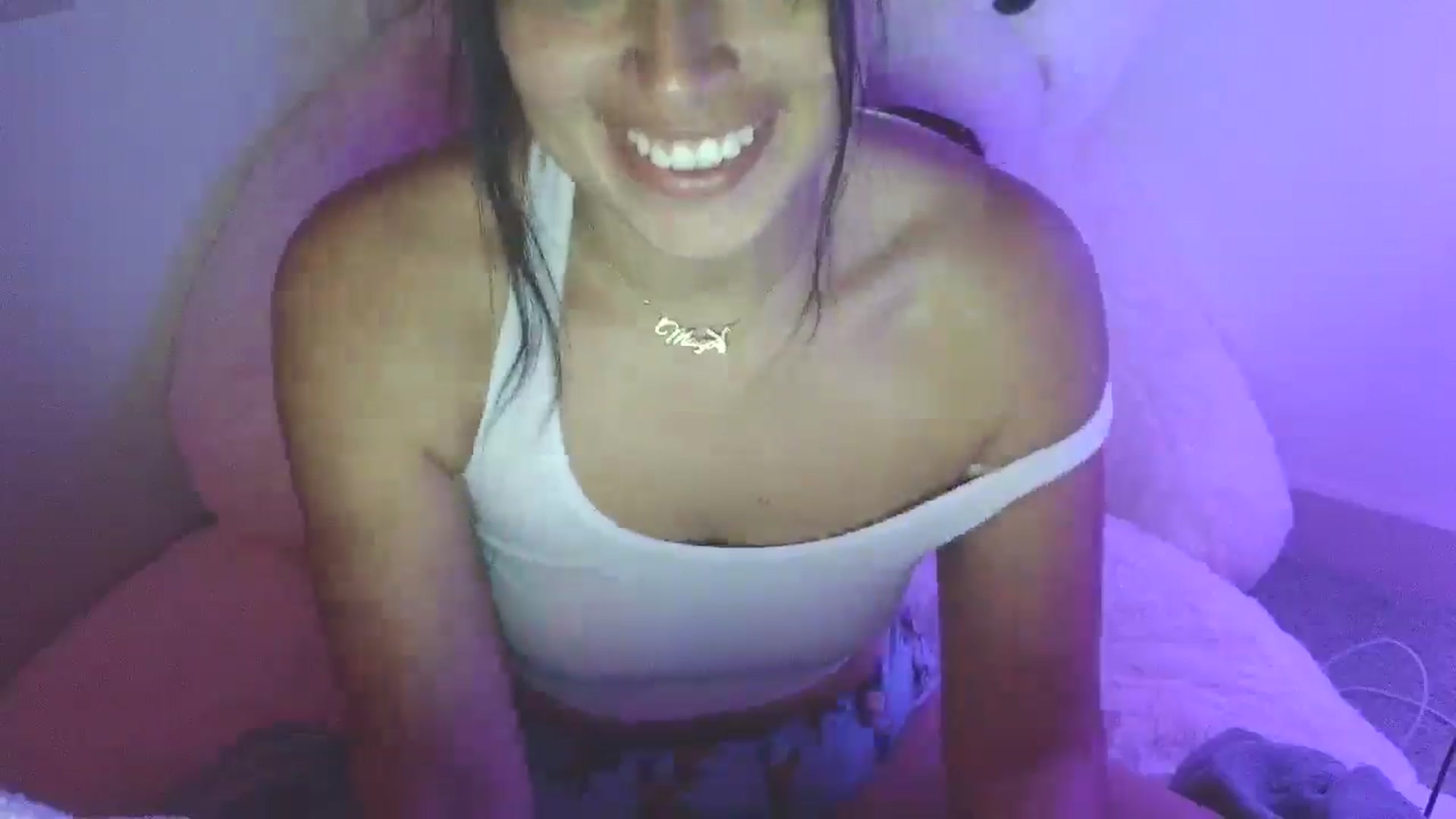 Gallery image thumbnail from Magiiix3's myfreecams stream on, 10/13/2025, 10:55 image 2 of 20