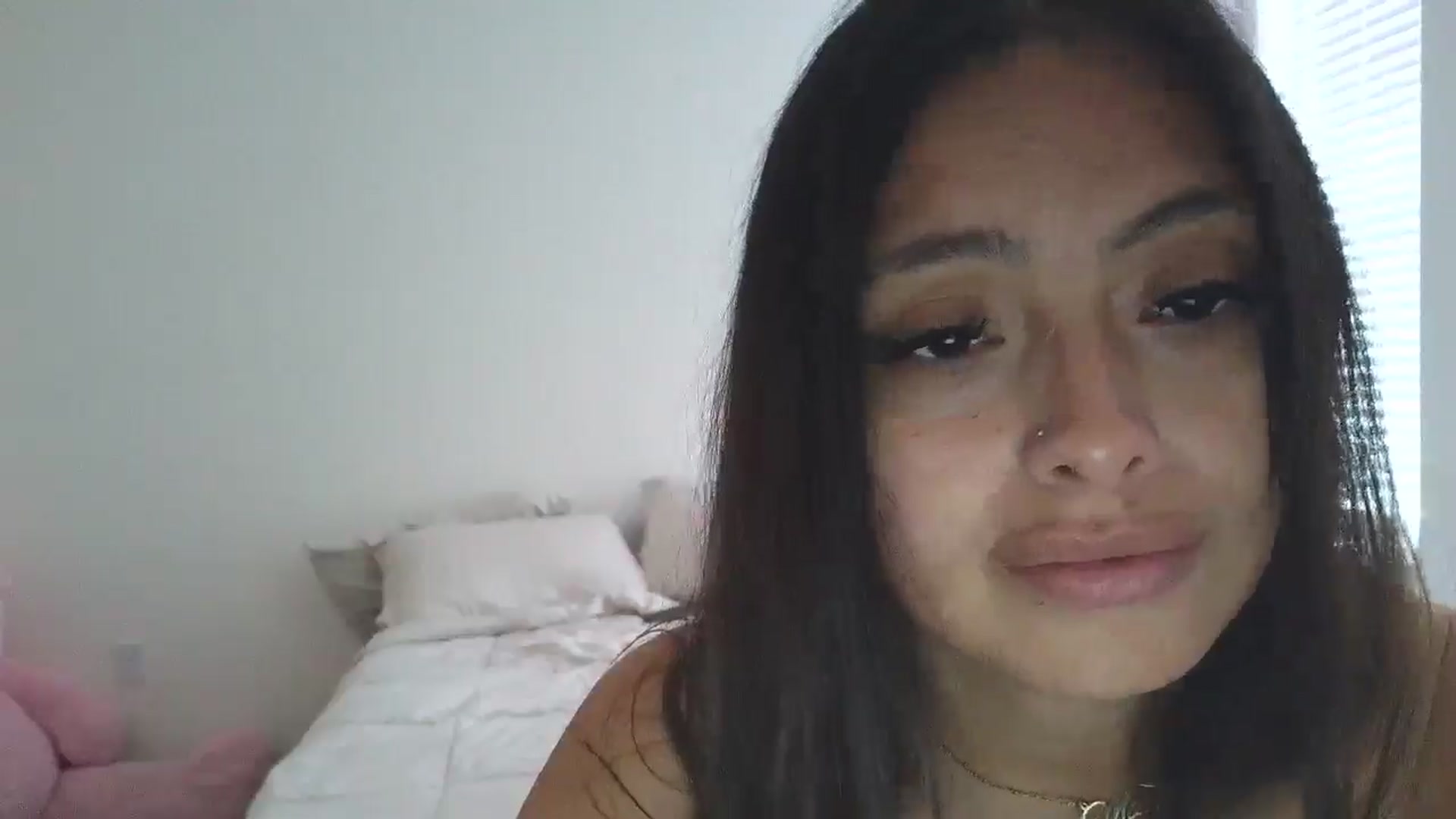 Gallery image thumbnail from Magiiix3's myfreecams stream on, 10/15/2025, 14:35 image 11 of 20