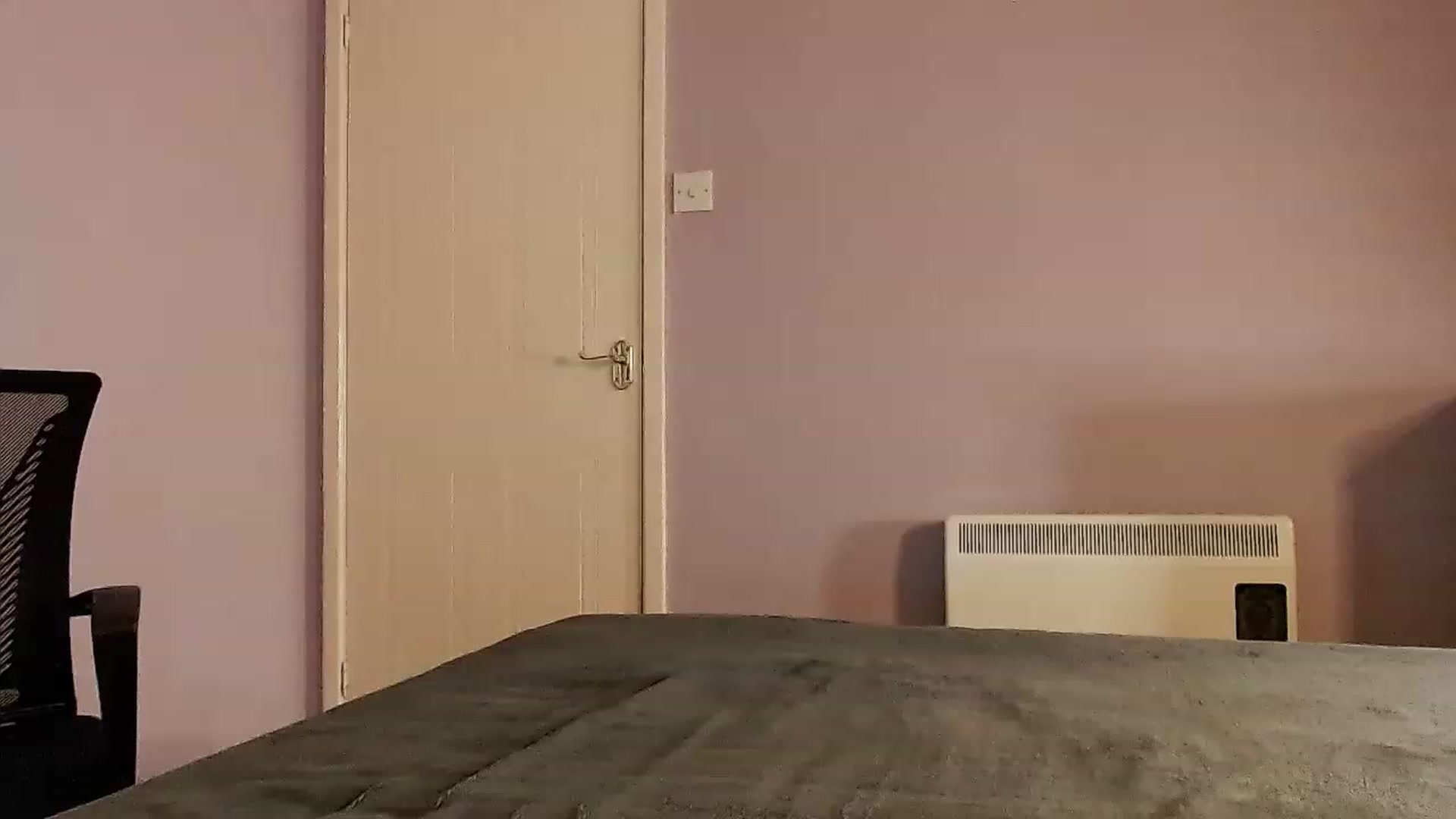 Gallery image thumbnail from Magissa_'s myfreecams stream on, 12/08/2022, 20:20 image 18 of 20
