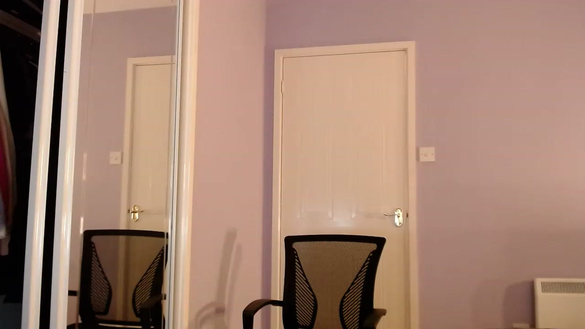 Gallery image thumbnail from Magissa_'s myfreecams stream on, 01/17/2023, 23:38 image 15 of 20