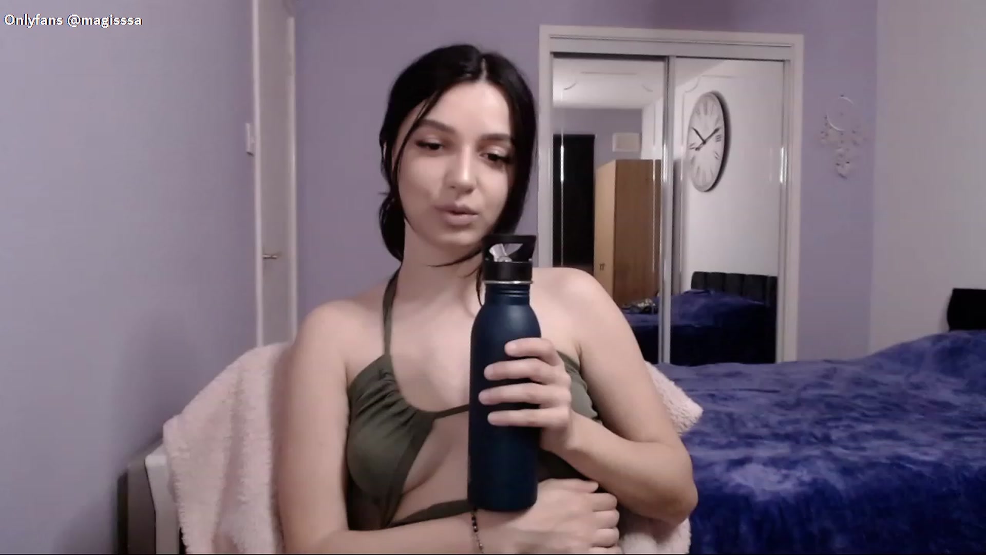 Gallery image thumbnail from Magissa_'s myfreecams stream on, 06/10/2023, 21:22 image 8 of 20