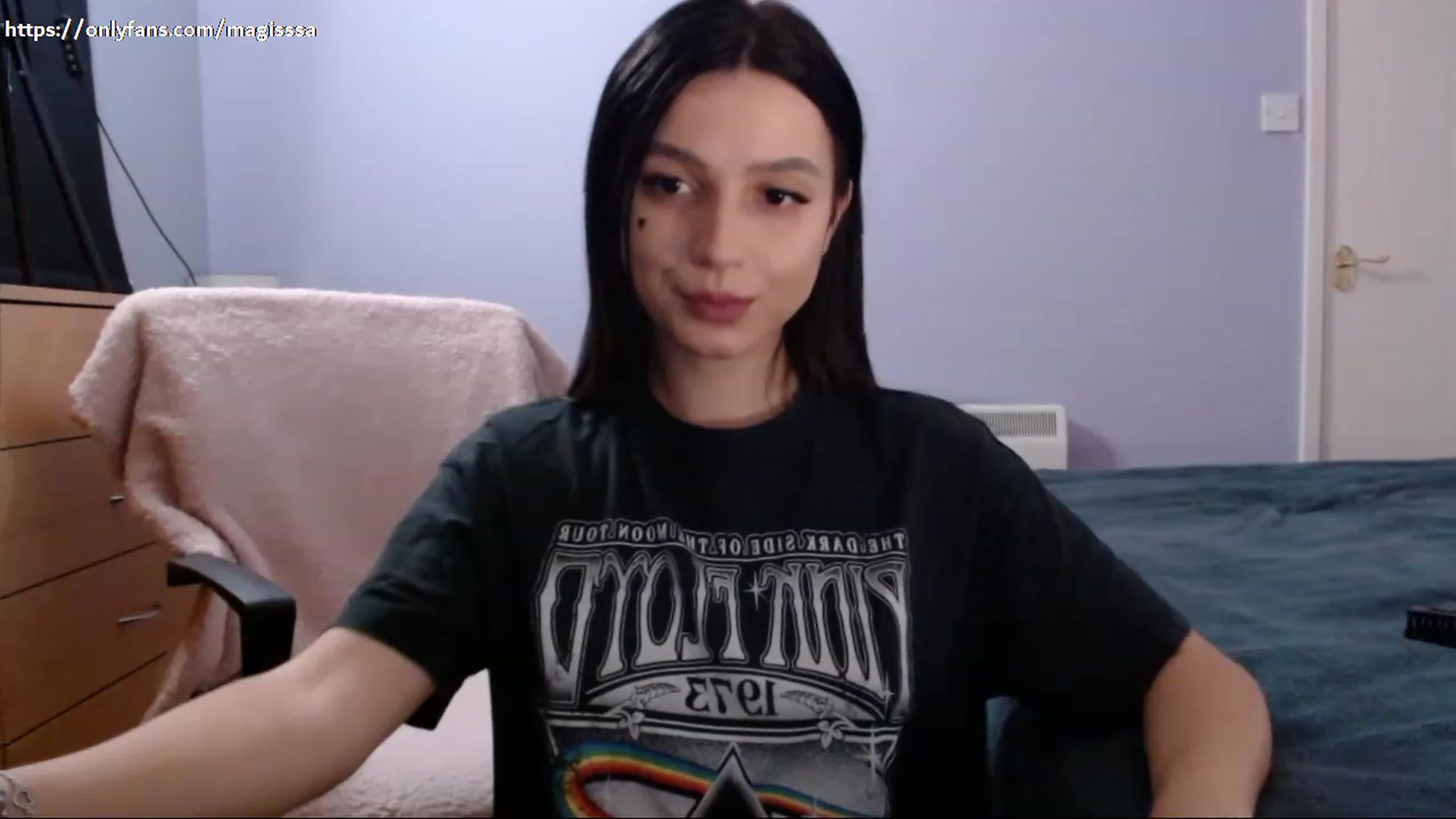 Gallery image thumbnail from Magissa_'s myfreecams stream on, 07/19/2023, 24:30 image 18 of 20