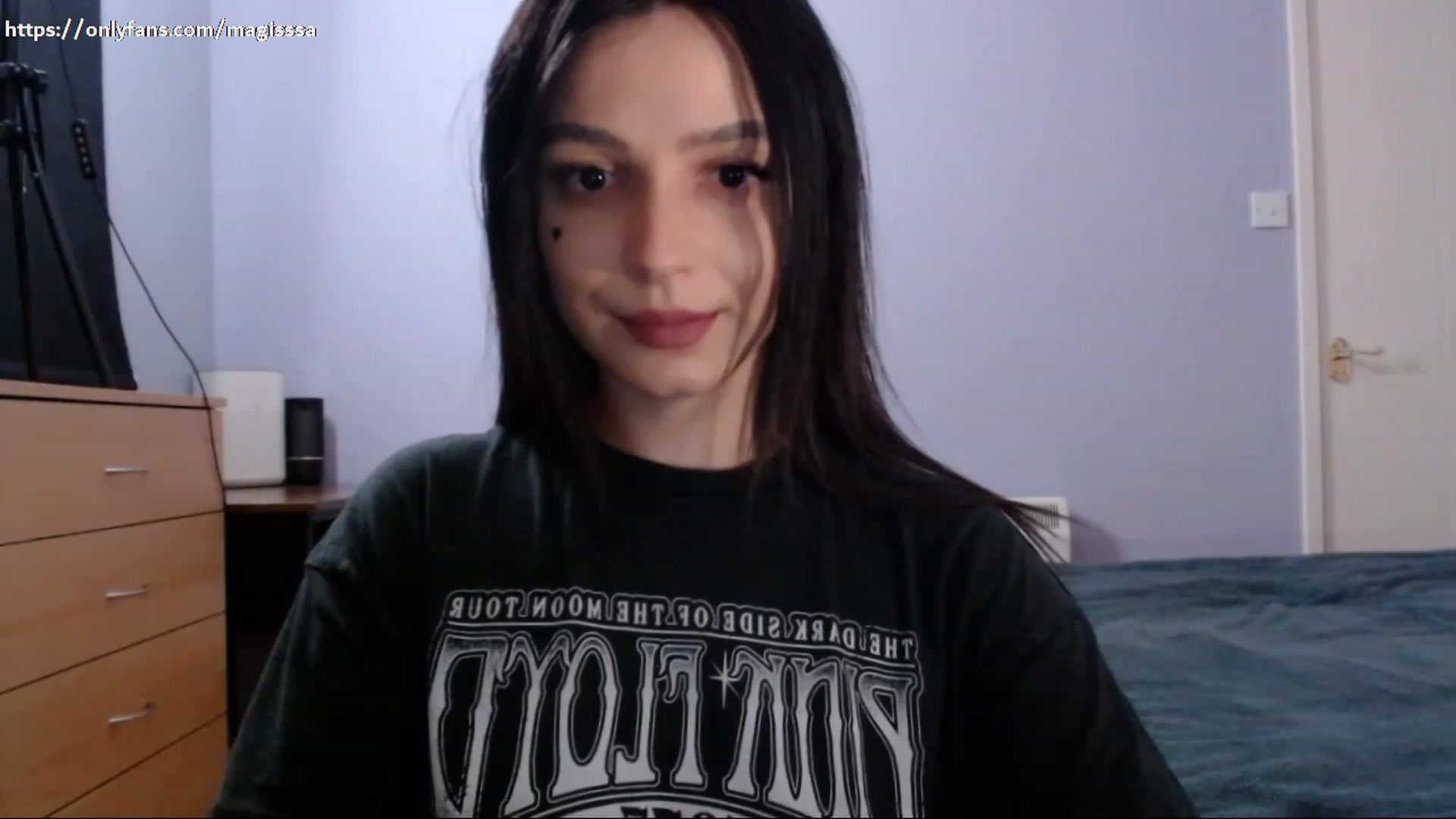 Gallery image thumbnail from Magissa_'s myfreecams stream on, 07/19/2023, 24:30 image 11 of 20