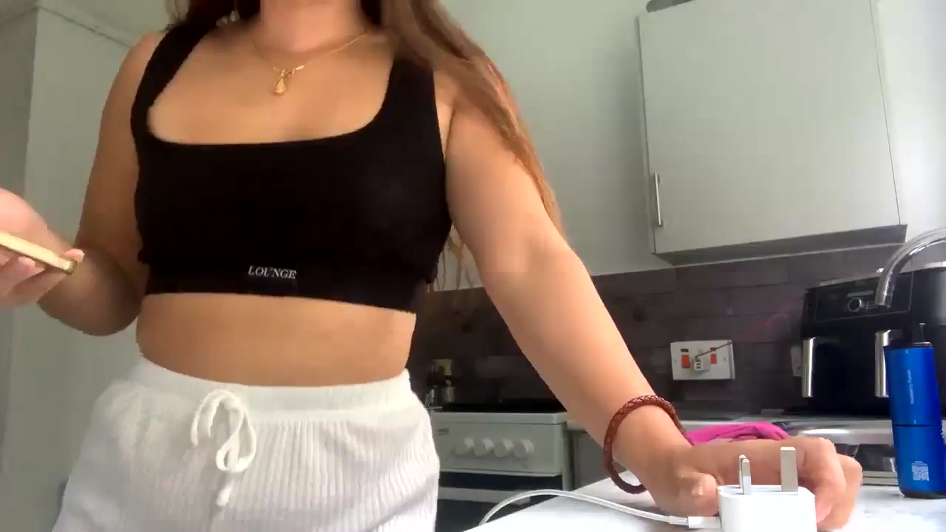Gallery image thumbnail from Magnolia_xo's myfreecams stream on, 10/16/2024, 12:43 image 13 of 20