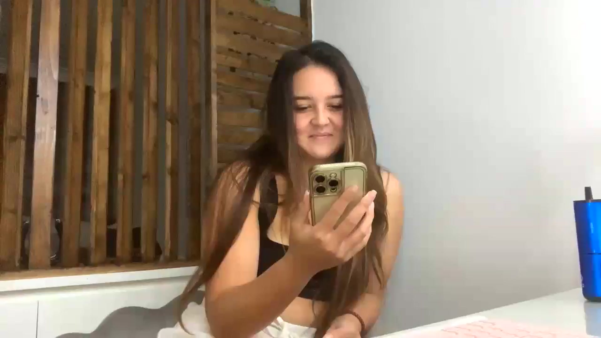 Gallery image thumbnail from Magnolia_xo's myfreecams stream on, 10/16/2024, 14:02 image 13 of 20