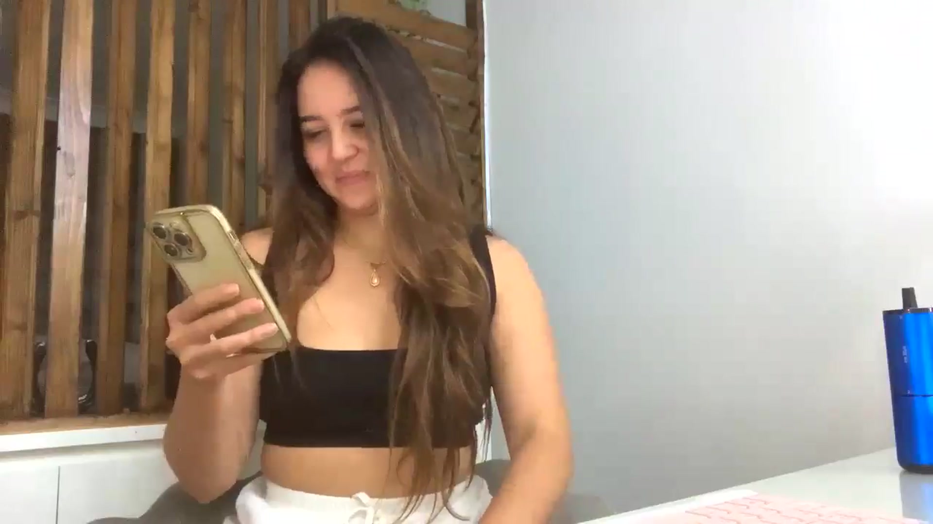Gallery image thumbnail from Magnolia_xo's myfreecams stream on, 10/16/2024, 14:02 image 10 of 20