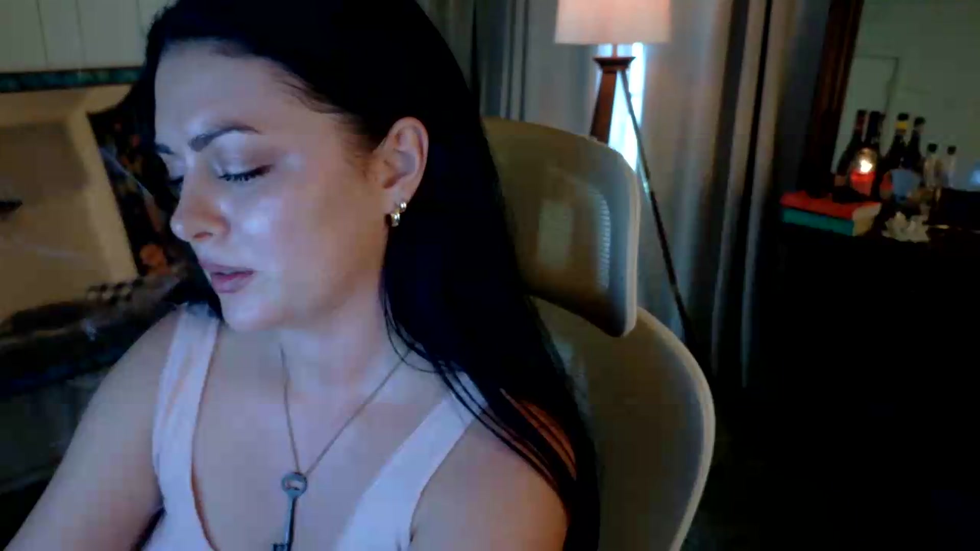 Gallery image thumbnail from Magnoliajane's myfreecams stream on, 07/30/2026, 18:28 image 10 of 20