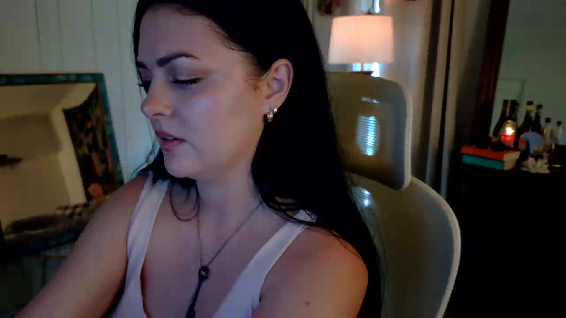 Gallery image thumbnail from Magnoliajane's myfreecams stream on, 07/30/2026, 19:04 image 8 of 20