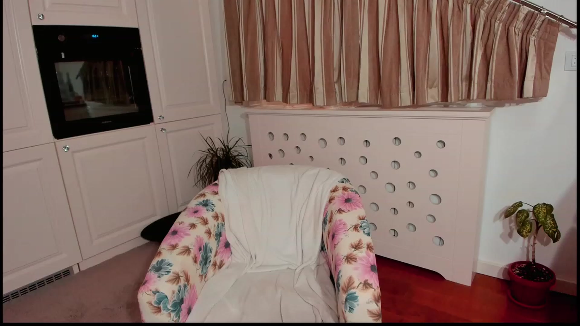 Gallery image thumbnail from MagnumOhPussy's myfreecams stream on, 04/01/2023, 13:09 image 14 of 20