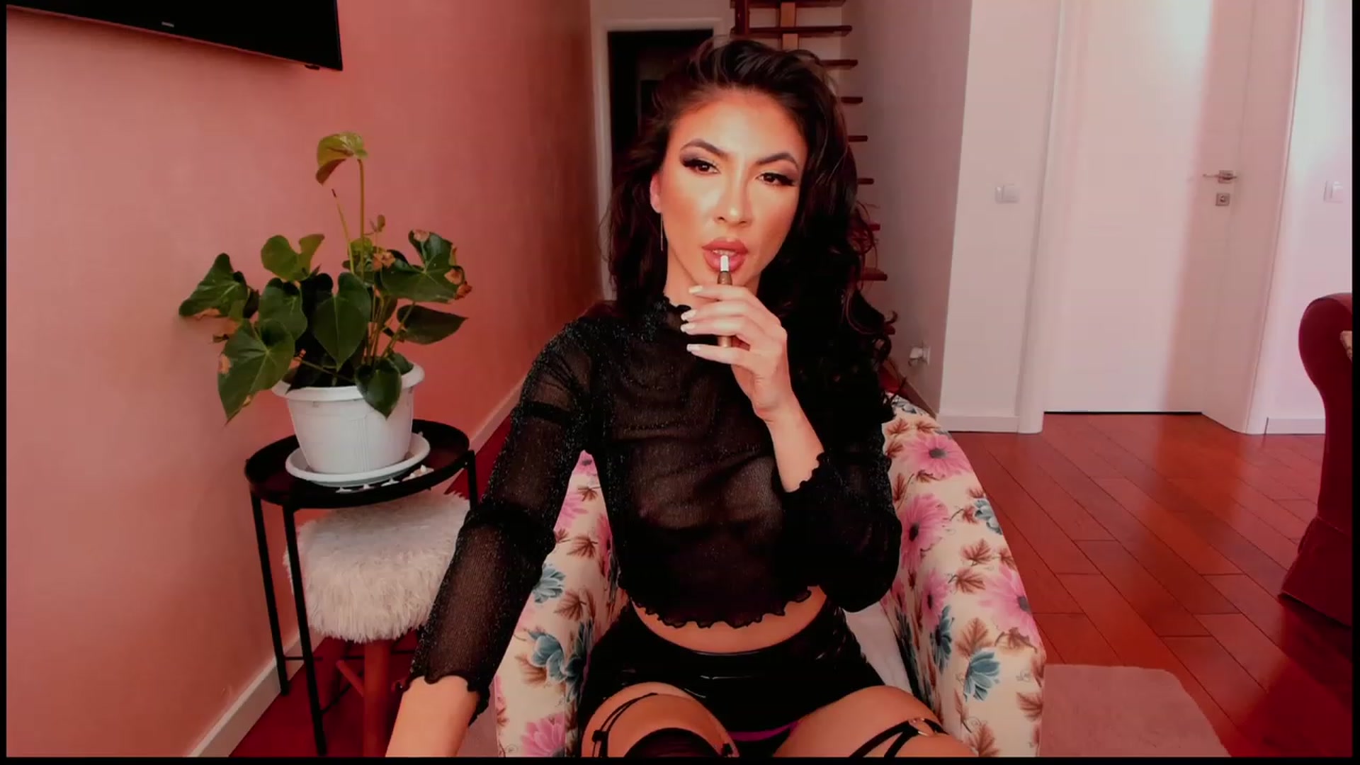 Gallery image thumbnail from MagnumOhPussy's myfreecams stream on, 04/14/2023, 11:17 image 17 of 20