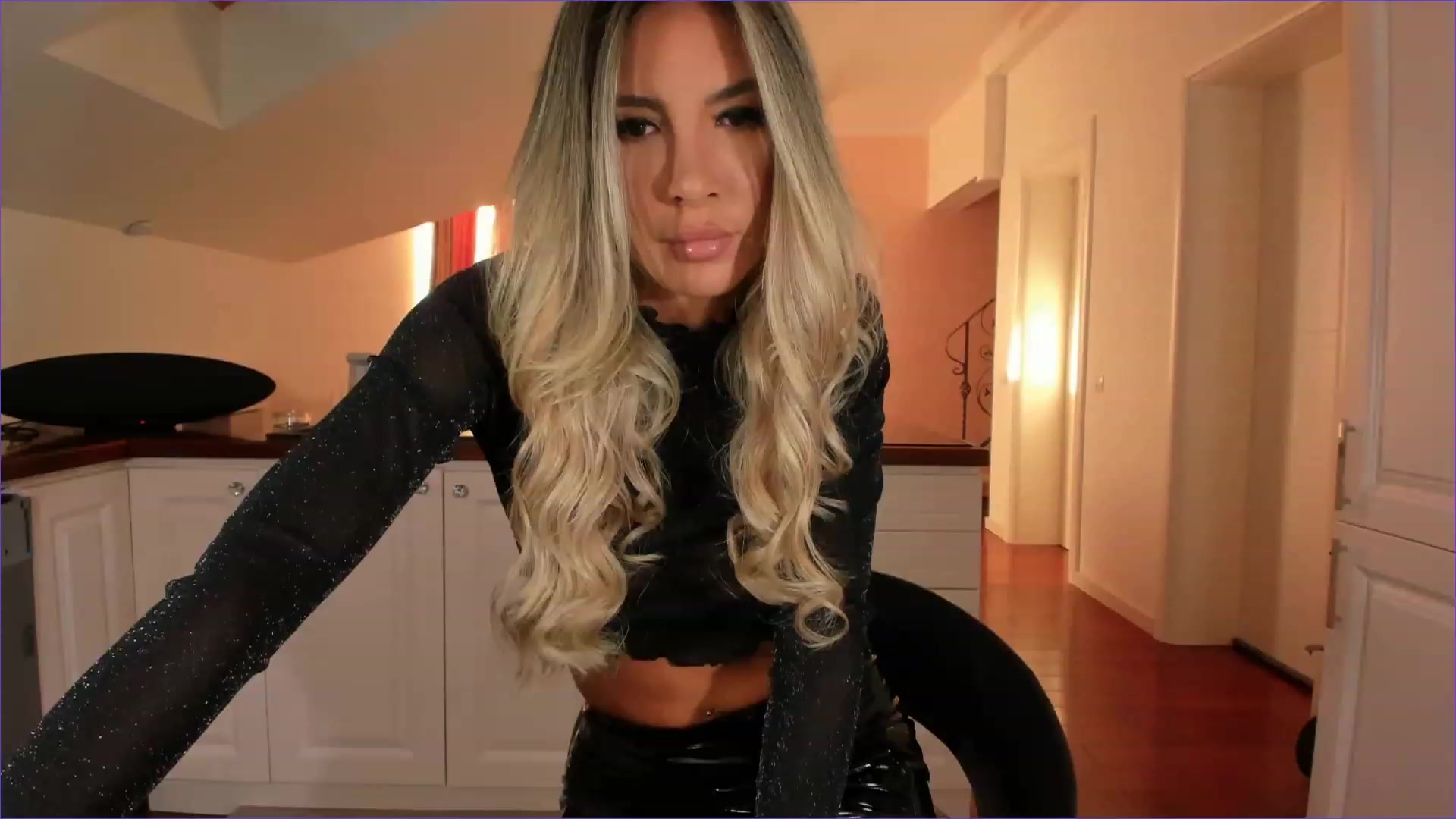 Gallery image thumbnail from MagnumOpus's myfreecams stream on, 09/09/2023, 15:20 image 11 of 20