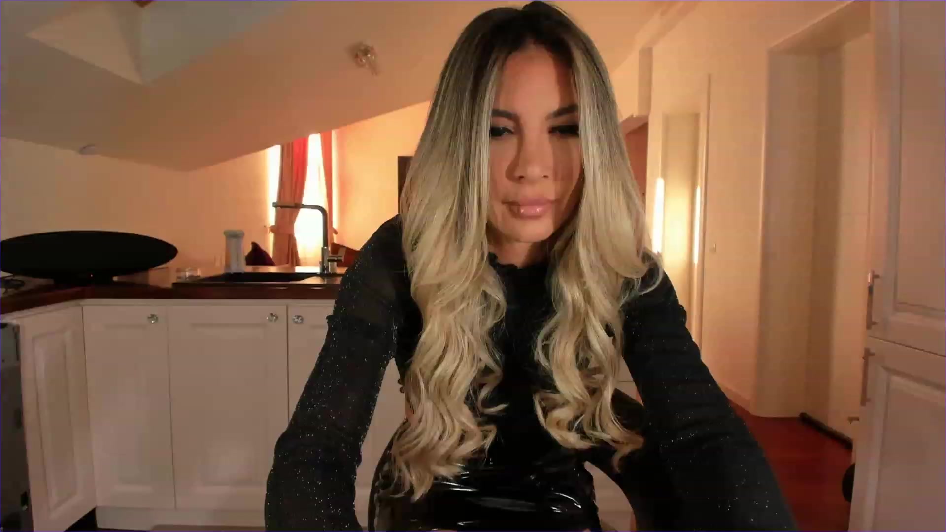 Gallery image thumbnail from MagnumOpus's myfreecams stream on, 09/09/2023, 15:20 image 1 of 20