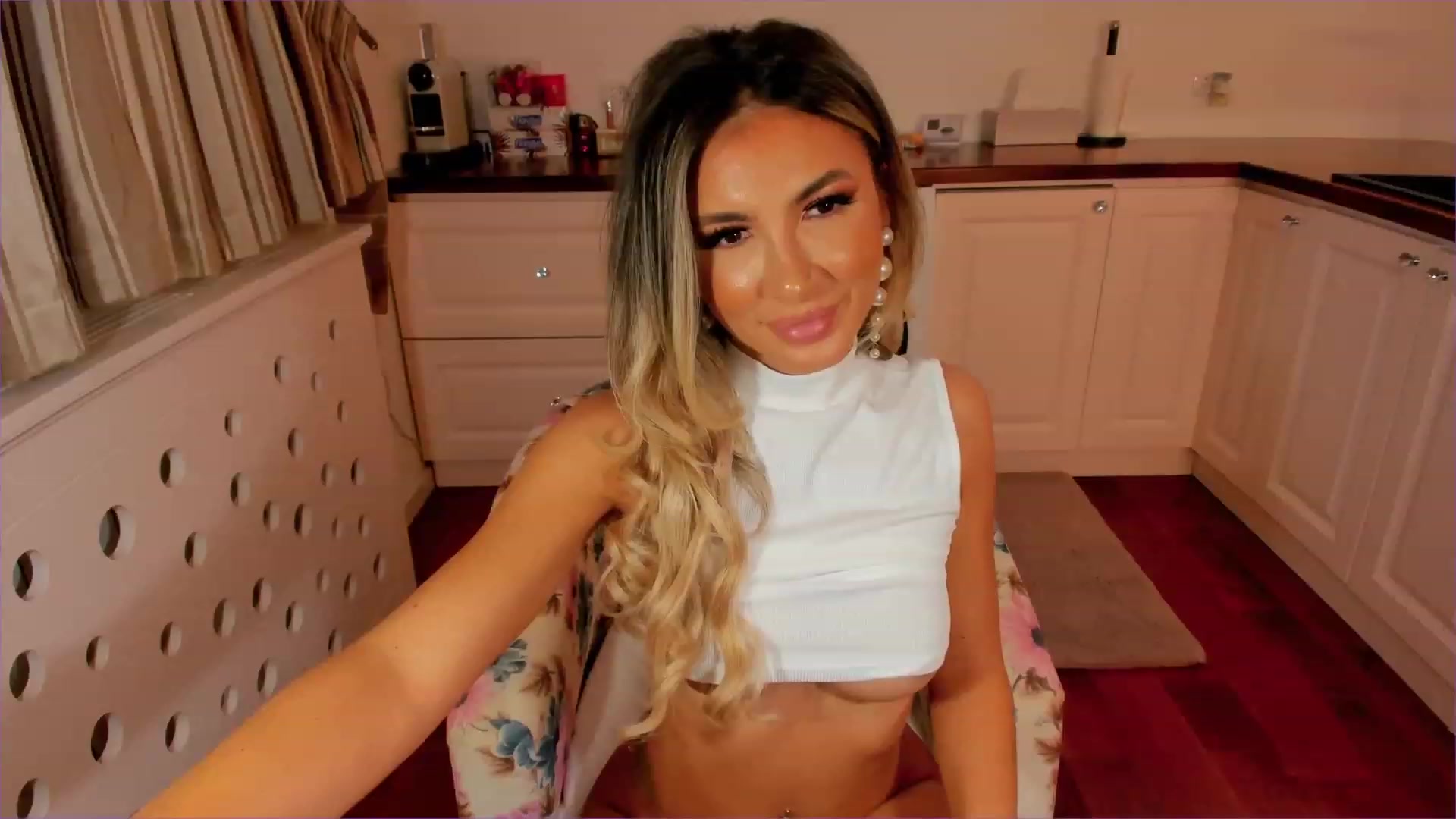 Gallery image thumbnail from MagnumOpus's myfreecams stream on, 09/30/2023, 14:02 image 19 of 20