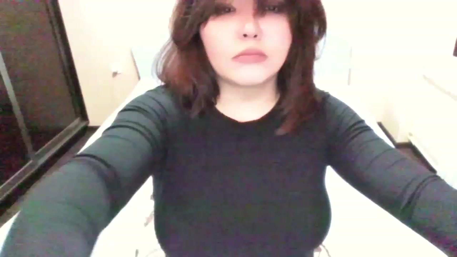 Gallery image thumbnail from MaiChubbyFace's myfreecams stream on, 11/20/2022, 14:39 image 10 of 20