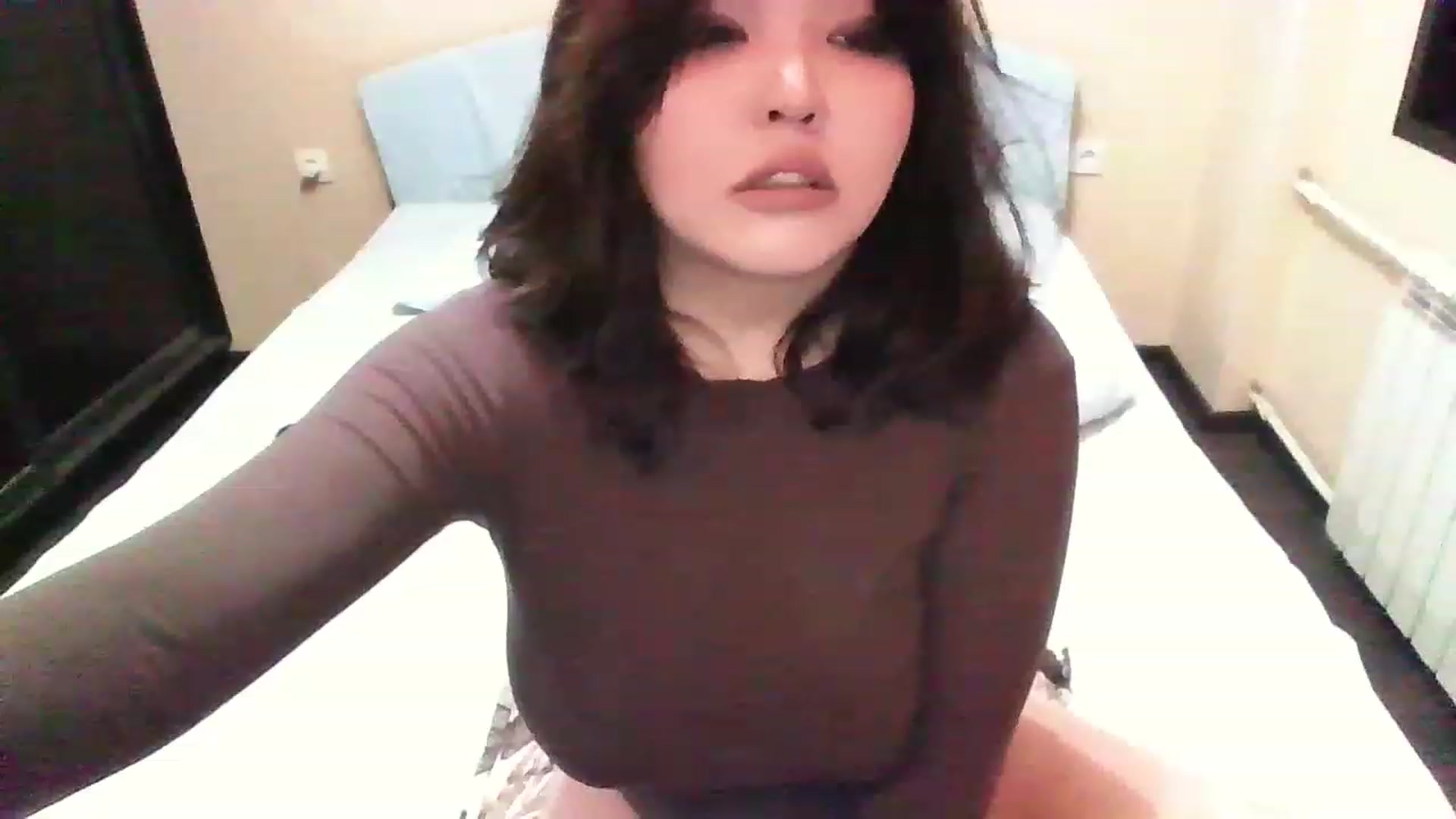 Gallery image thumbnail from MaiChubbyFace's myfreecams stream on, 11/20/2022, 23:58 image 20 of 20