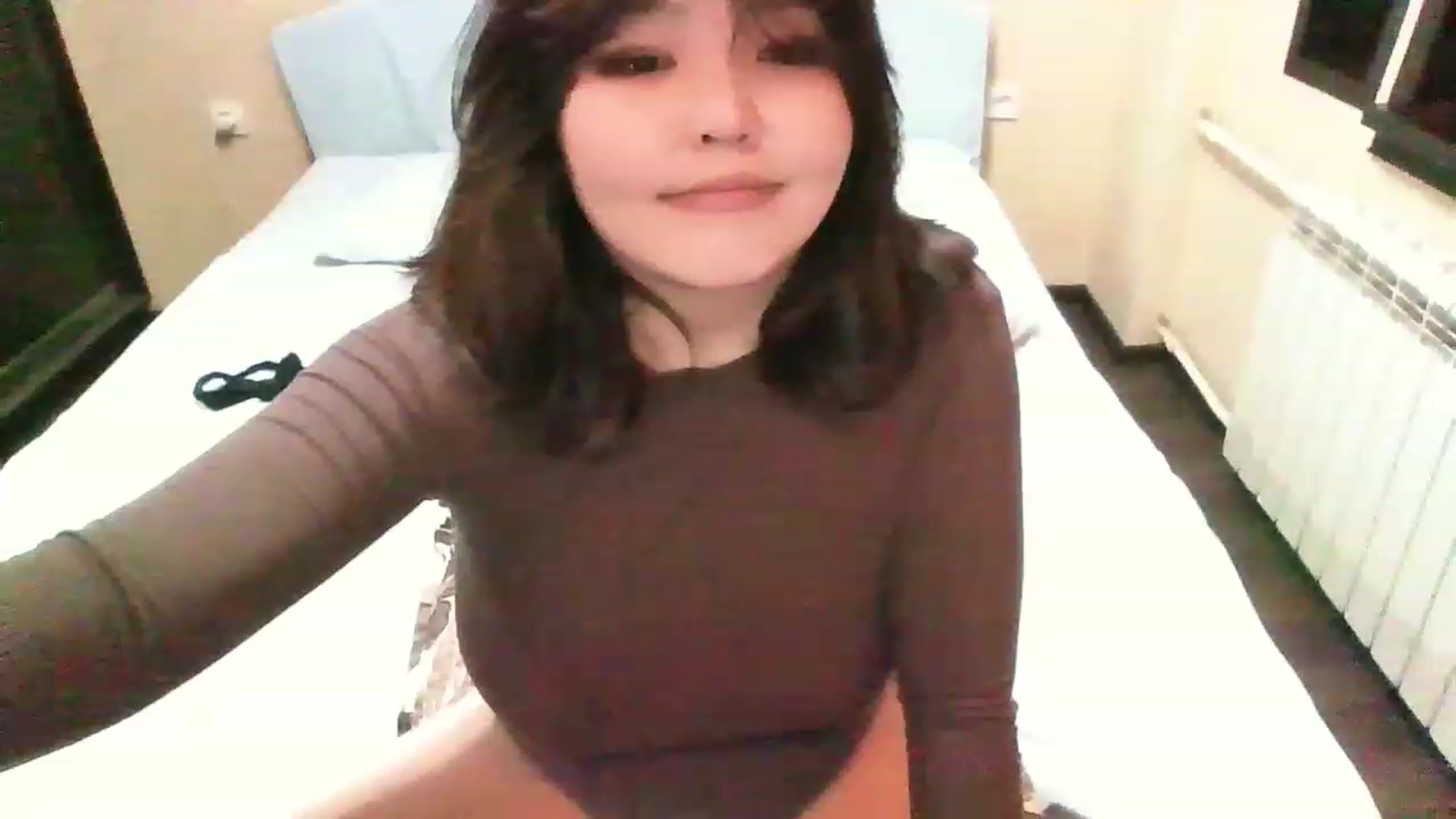 Gallery image thumbnail from MaiChubbyFace's myfreecams stream on, 11/21/2022, 01:26 image 18 of 20