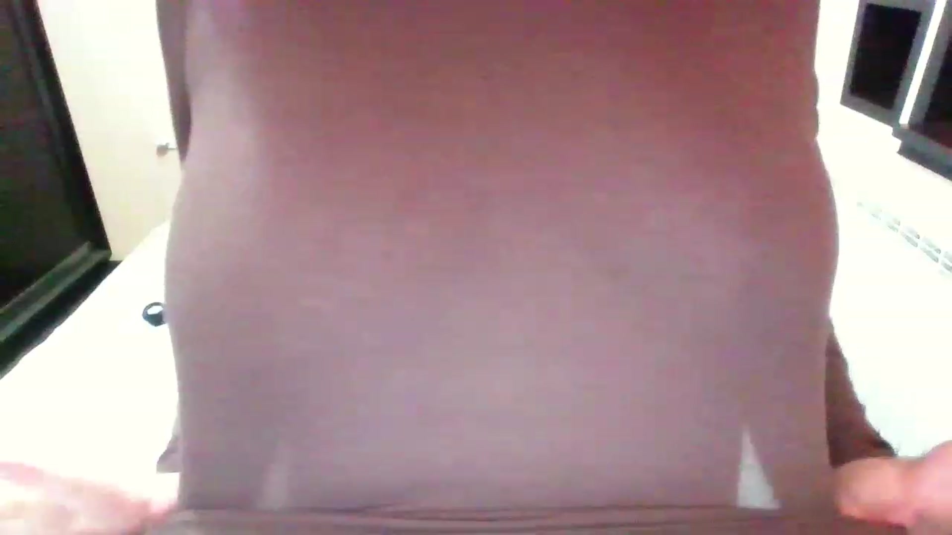 Gallery image thumbnail from MaiChubbyFace's myfreecams stream on, 11/21/2022, 01:26 image 7 of 20