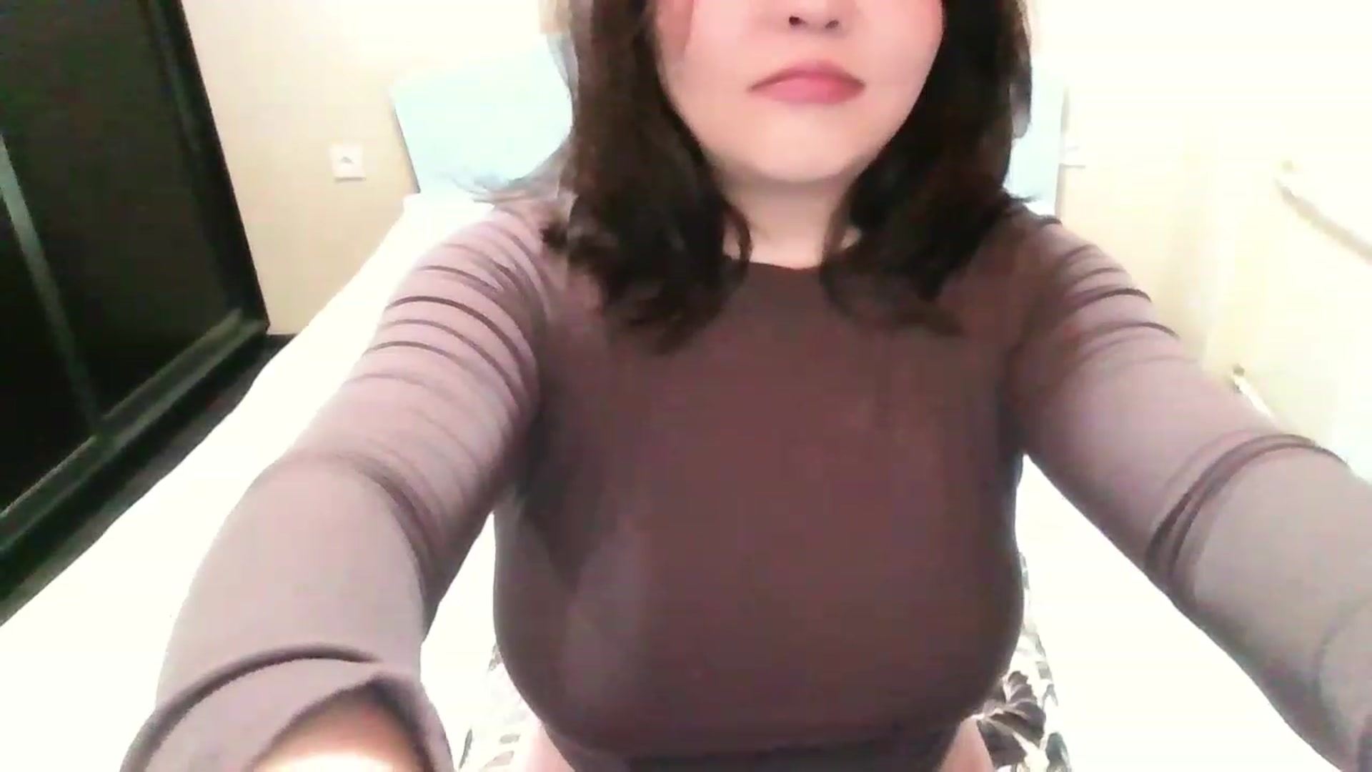 Gallery image thumbnail from MaiChubbyFace's myfreecams stream on, 11/27/2022, 24:09 image 6 of 20