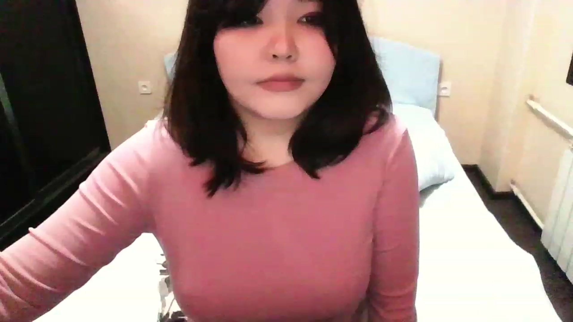 Gallery image thumbnail from MaiChubbyFace's myfreecams stream on, 11/27/2022, 21:42 image 12 of 20
