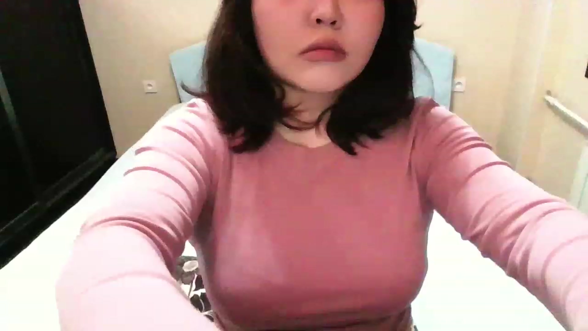 Gallery image thumbnail from MaiChubbyFace's myfreecams stream on, 11/27/2022, 21:42 image 7 of 20