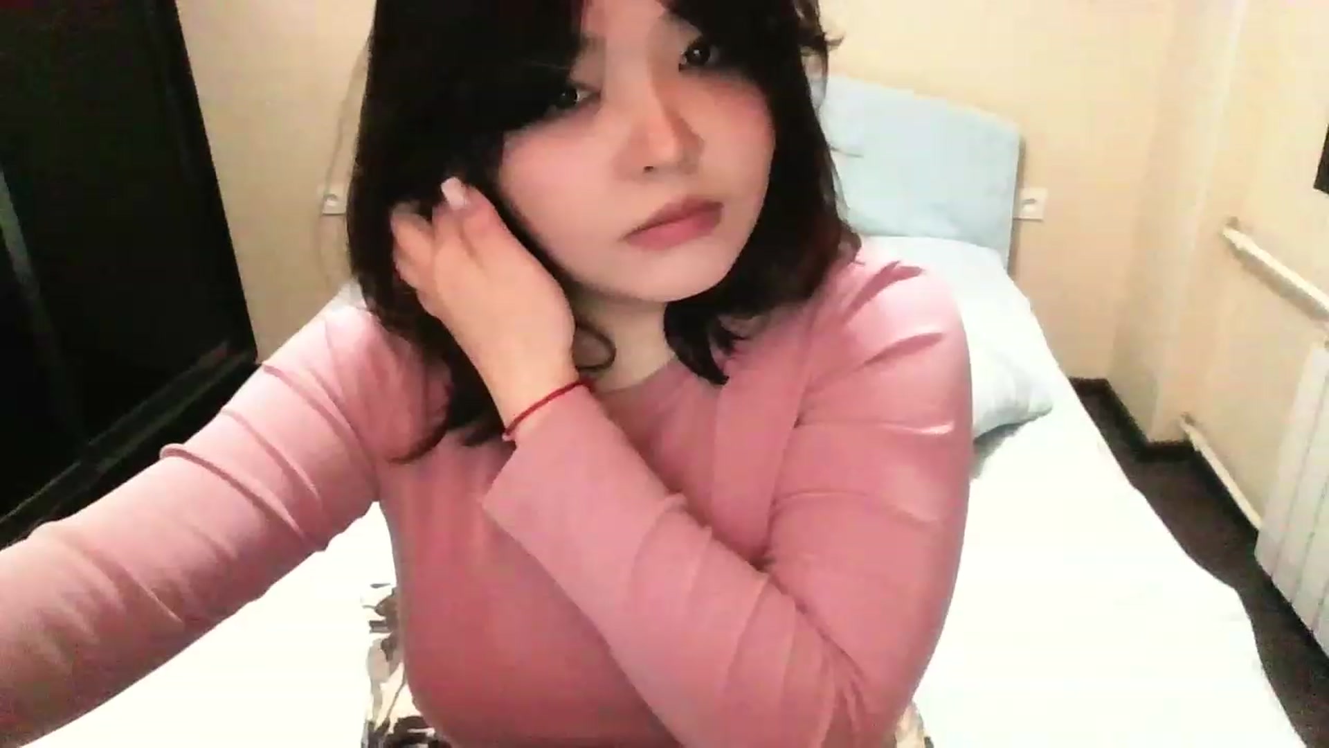 Gallery image thumbnail from MaiChubbyFace's myfreecams stream on, 11/27/2022, 21:42 image 16 of 20
