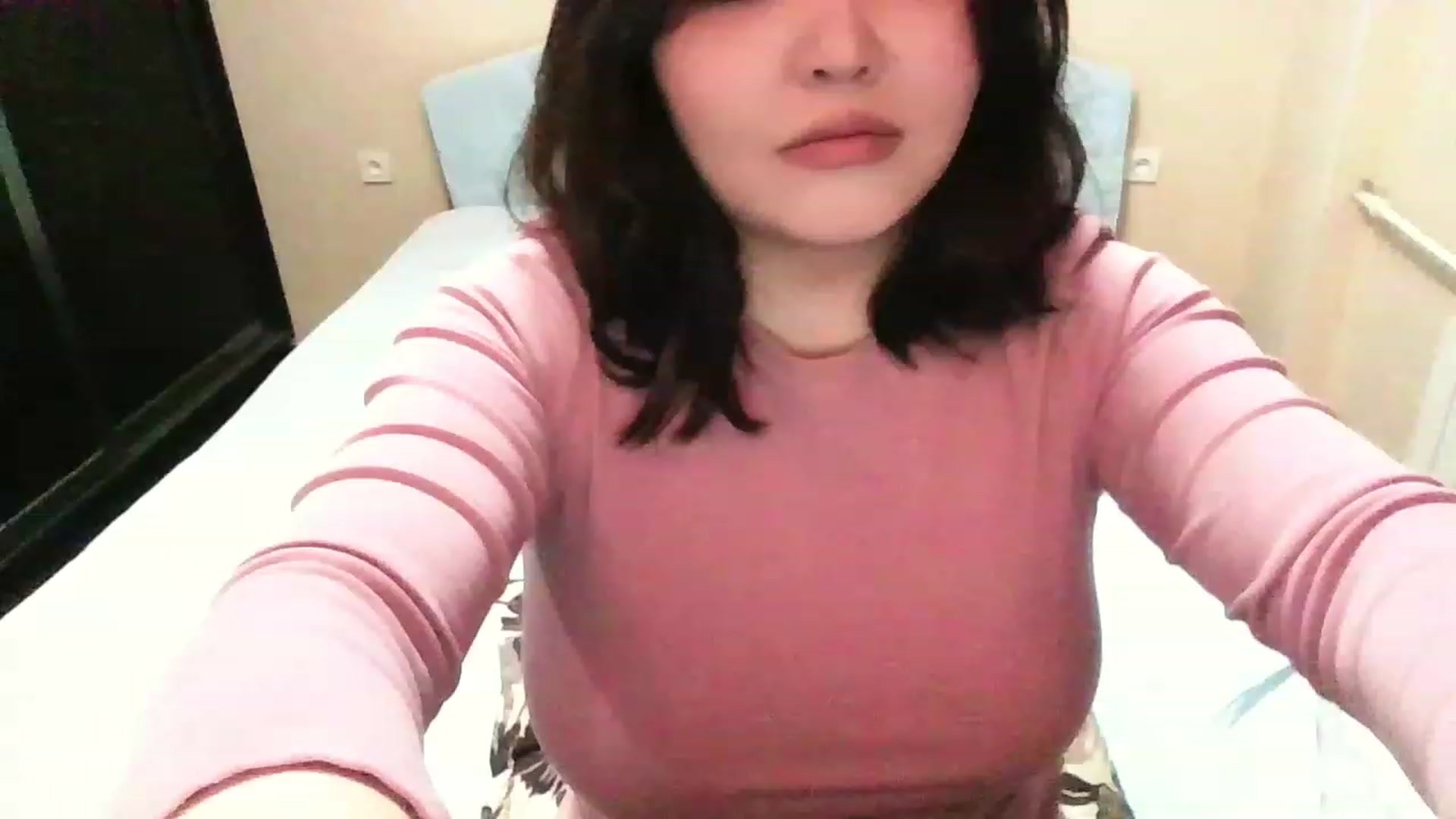 Gallery image thumbnail from MaiChubbyFace's myfreecams stream on, 11/27/2022, 22:14 image 10 of 20