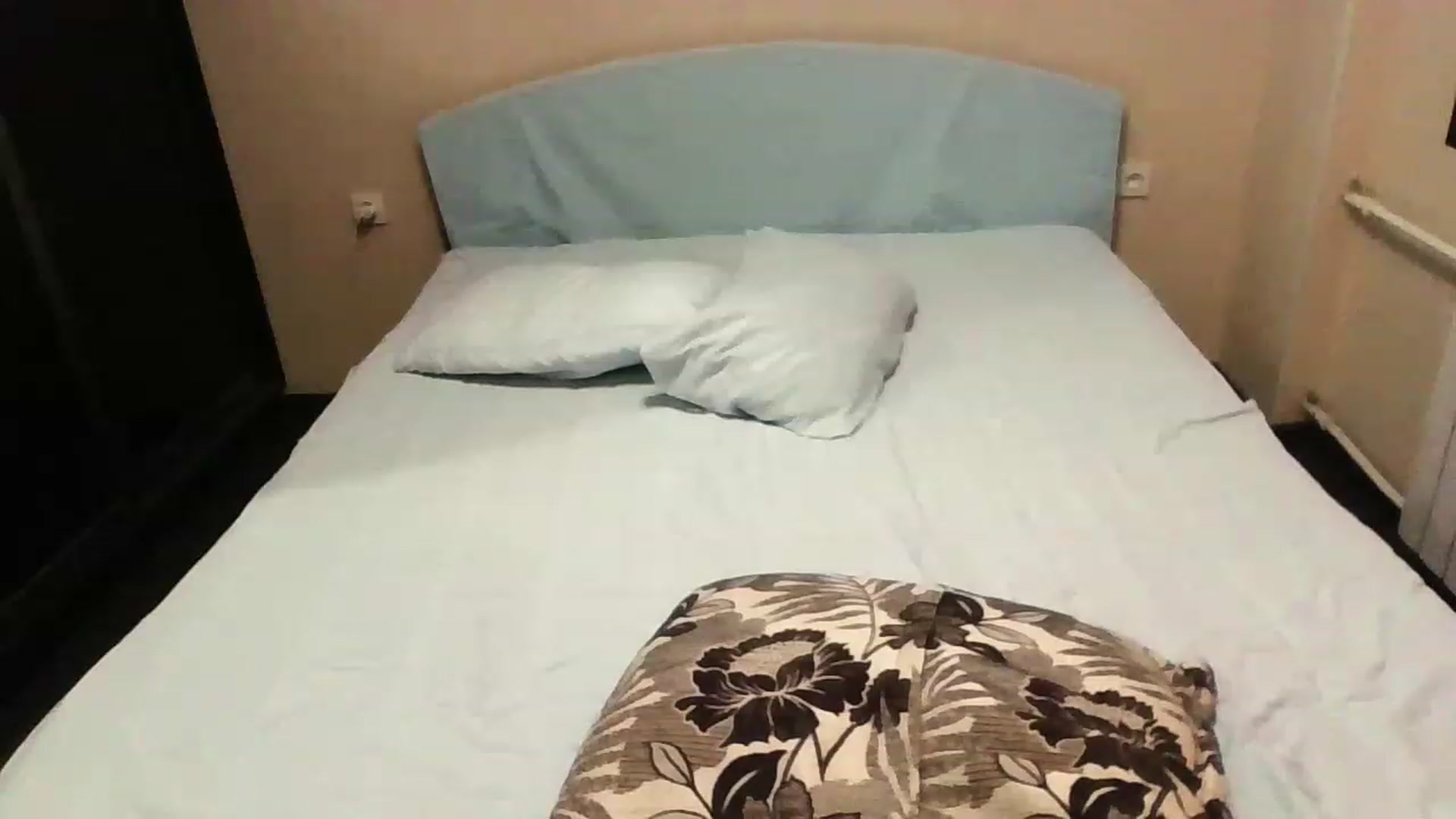 Gallery image thumbnail from MaiChubbyFace's myfreecams stream on, 12/01/2022, 24:59 image 19 of 20