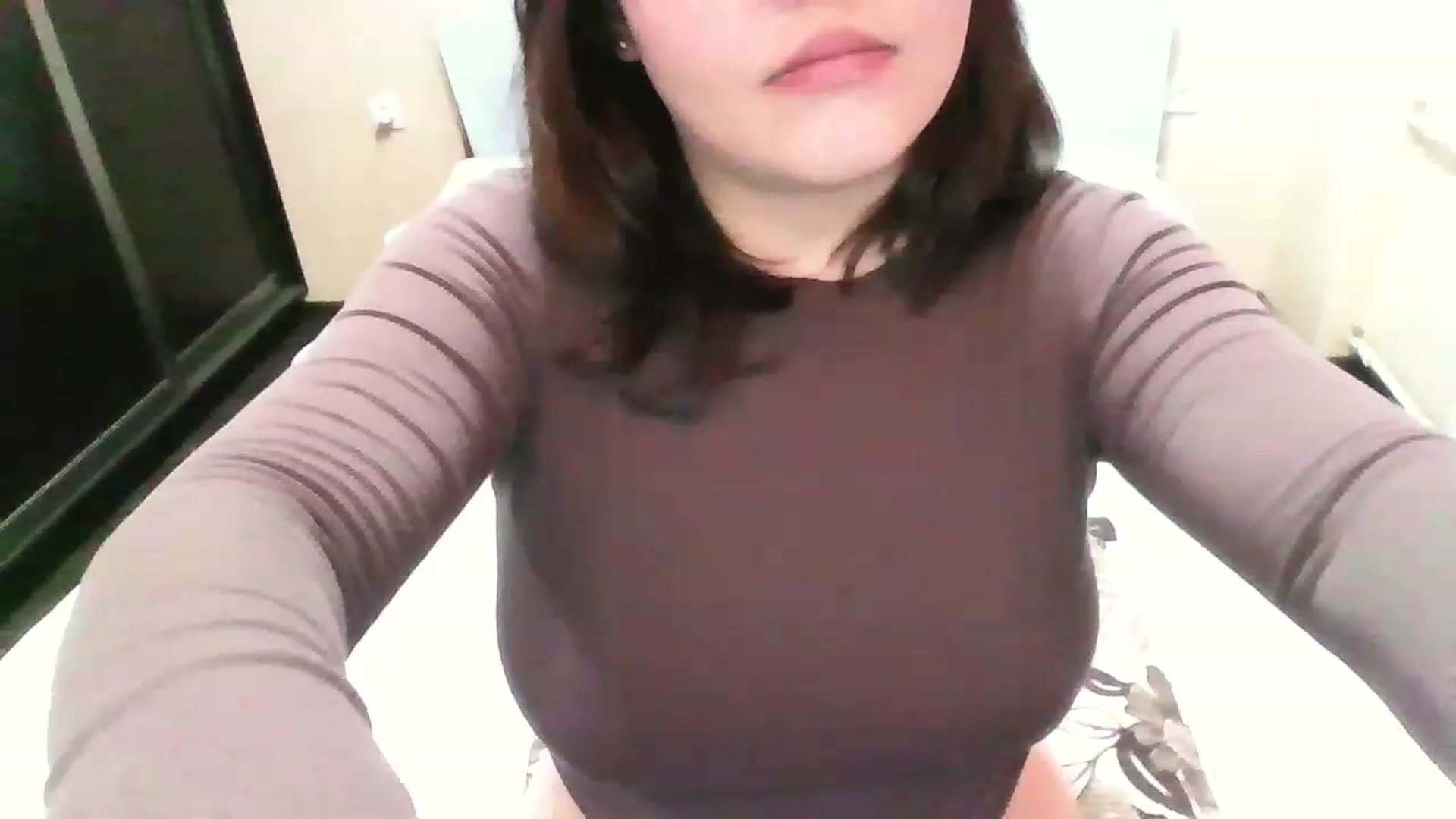 Gallery image thumbnail from MaiChubbyFace's myfreecams stream on, 12/02/2022, 15:54 image 17 of 20