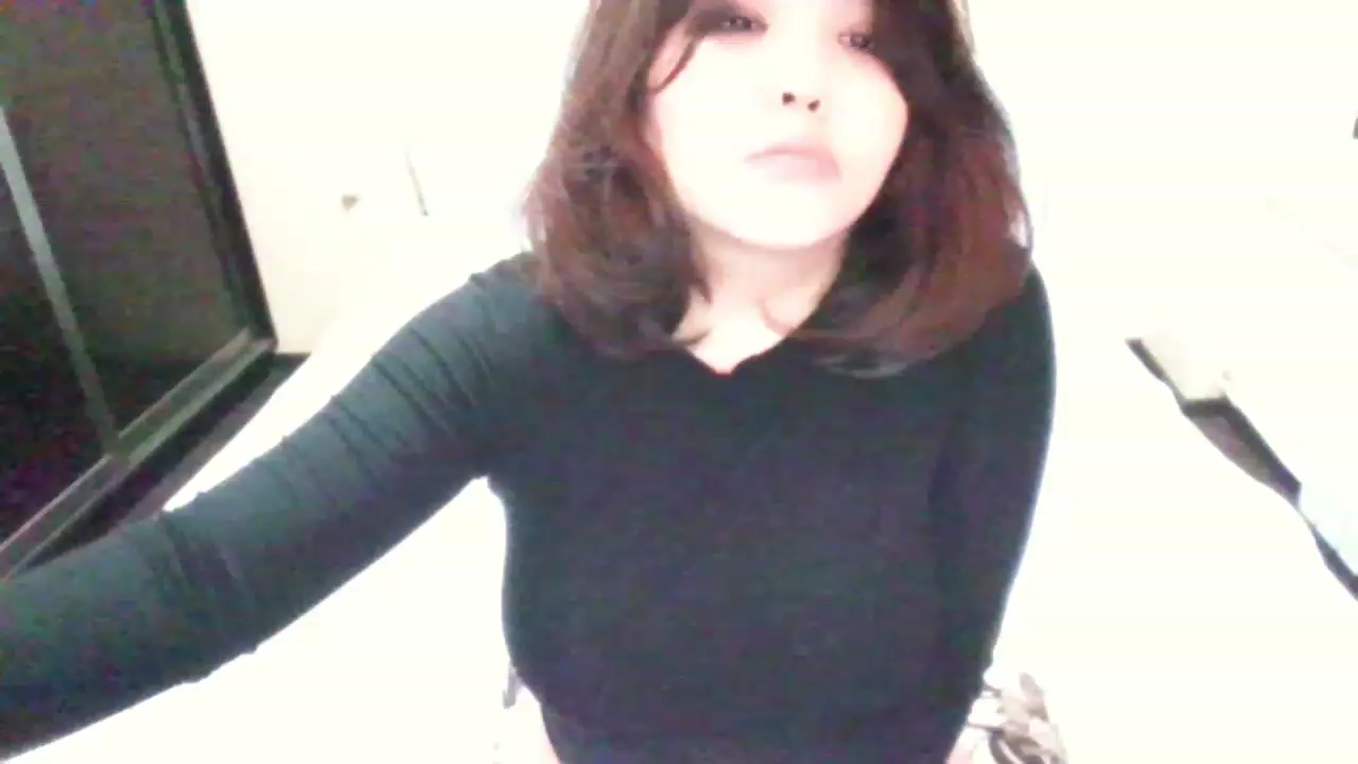 Gallery image thumbnail from MaiChubbyFace's myfreecams stream on, 12/04/2022, 14:23 image 17 of 20